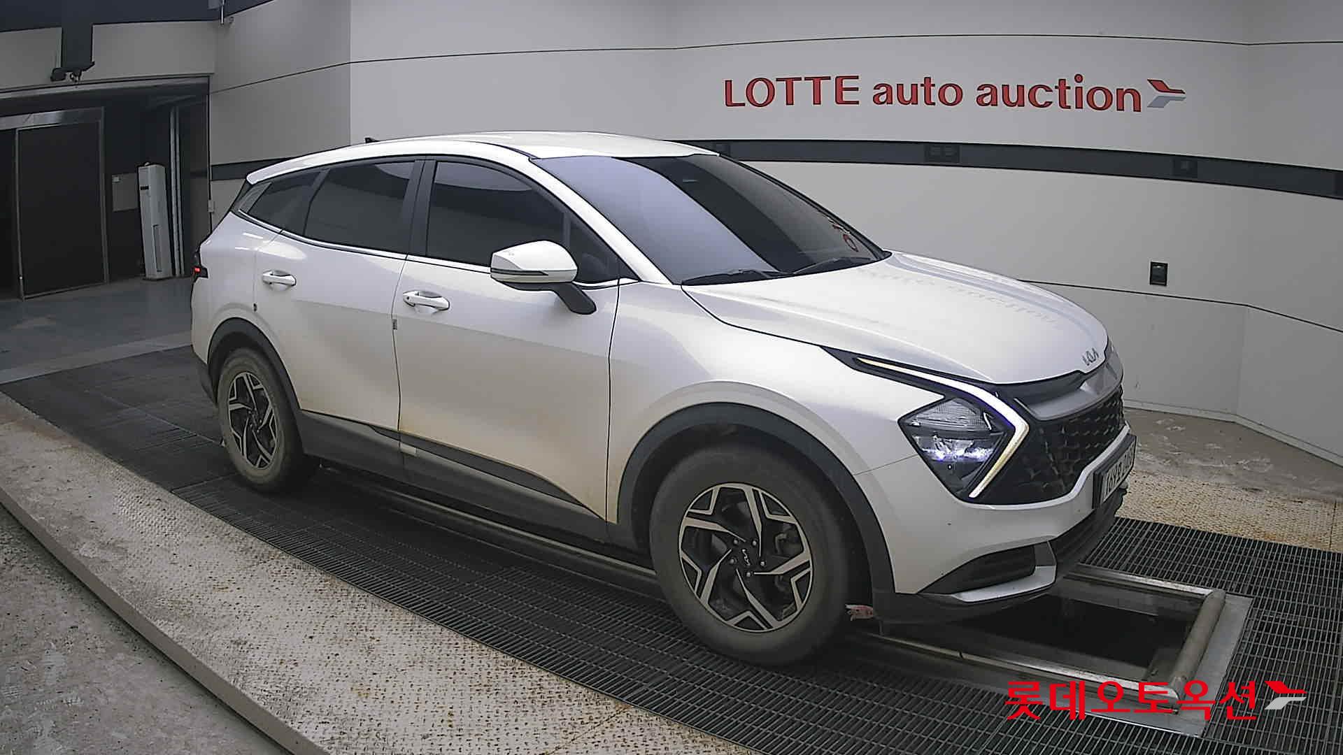 2022 - kia sportage