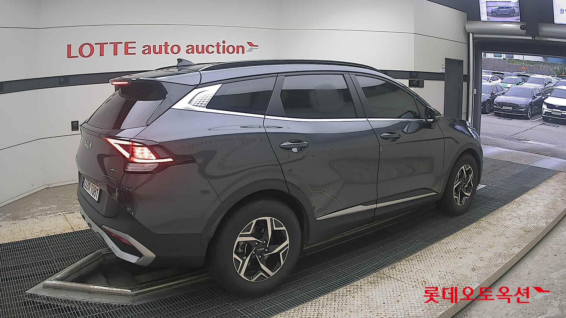 2023 - kia sportage