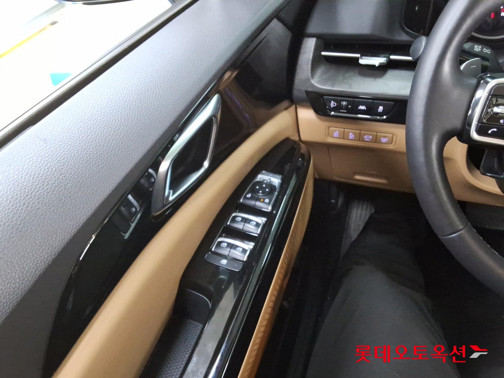 2023 - kia carnival