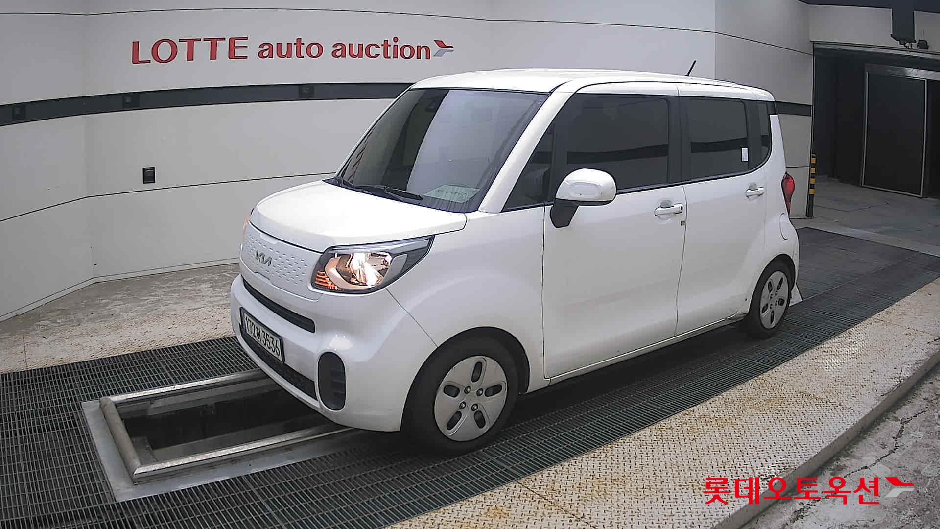 2022 - kia ray