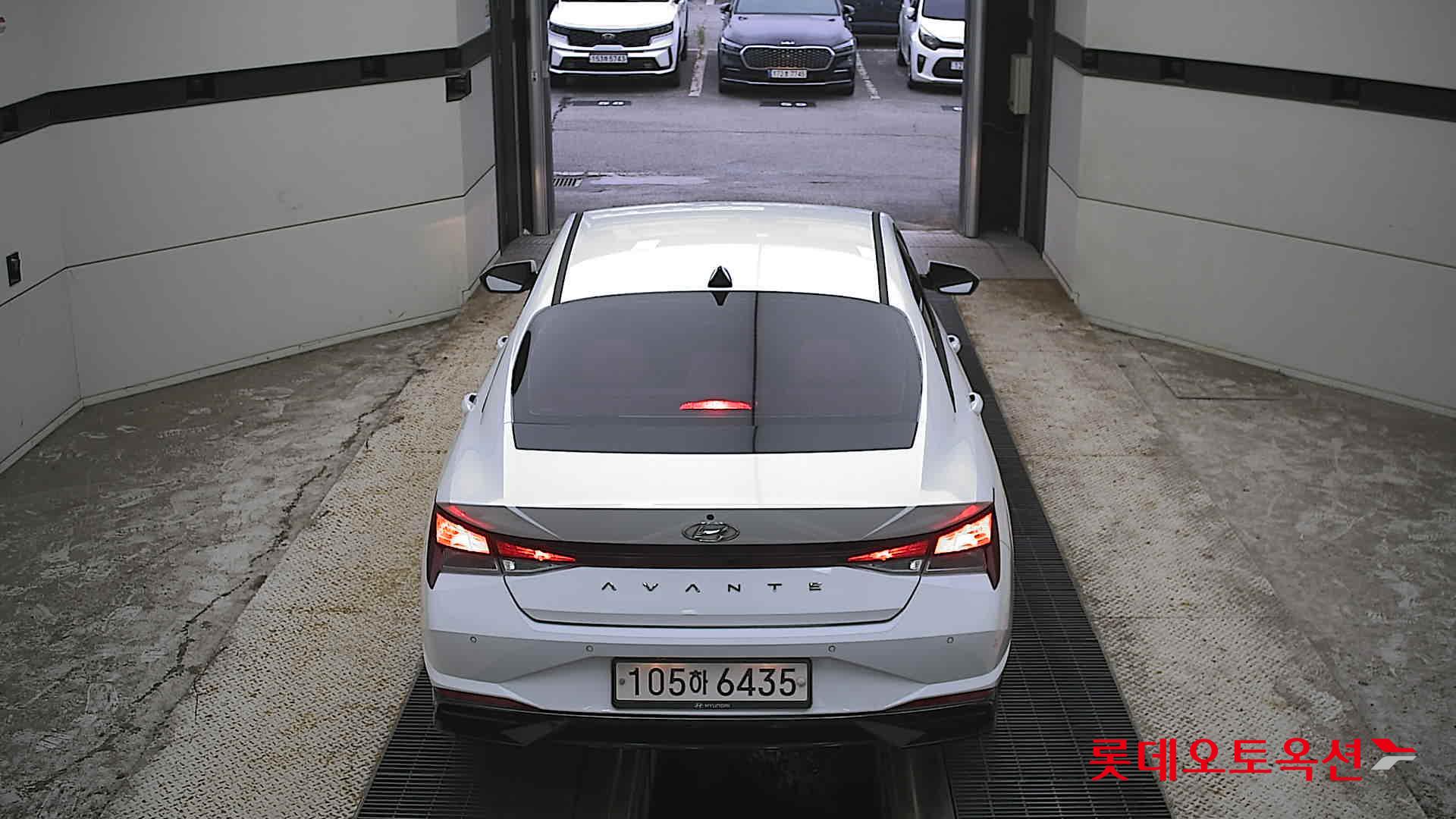 2021 - hyundai avante