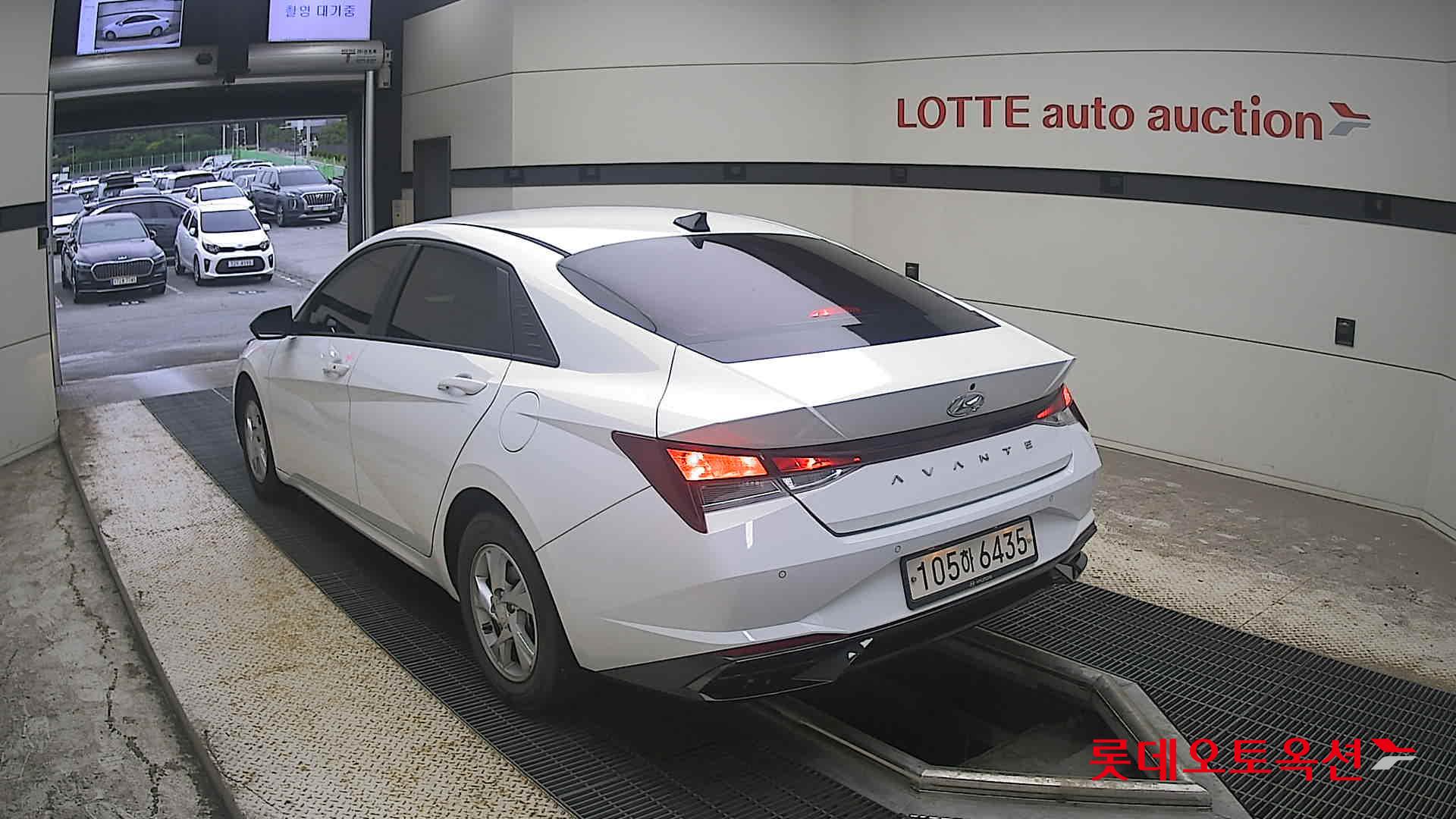2021 - hyundai avante