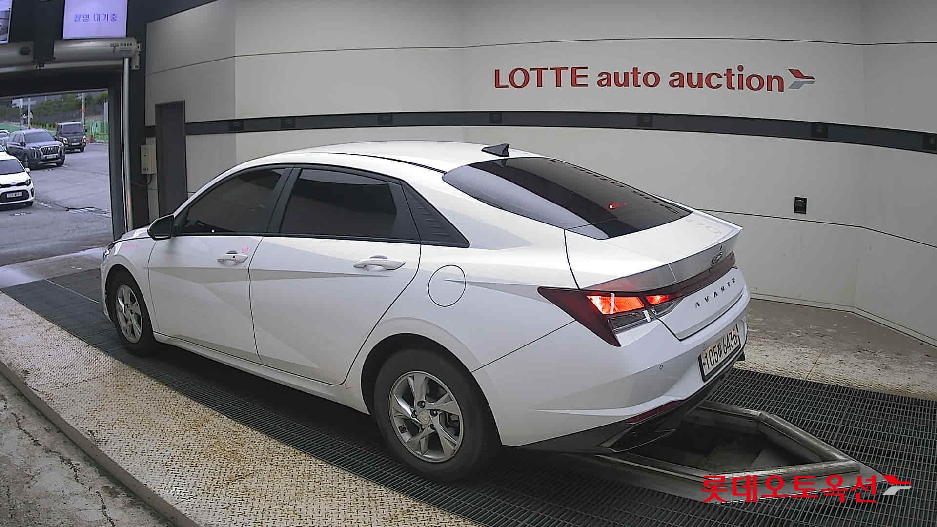 2021 - hyundai avante