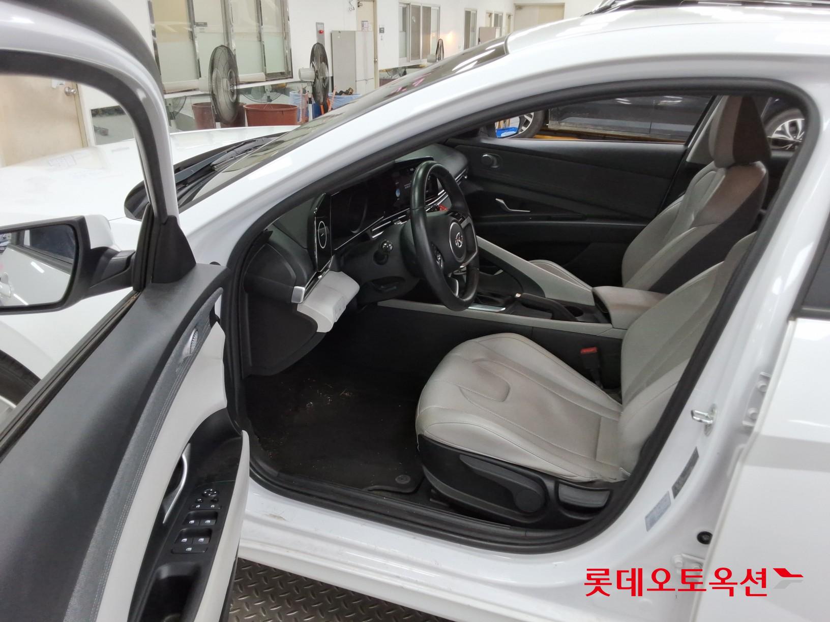 2021 - hyundai avante
