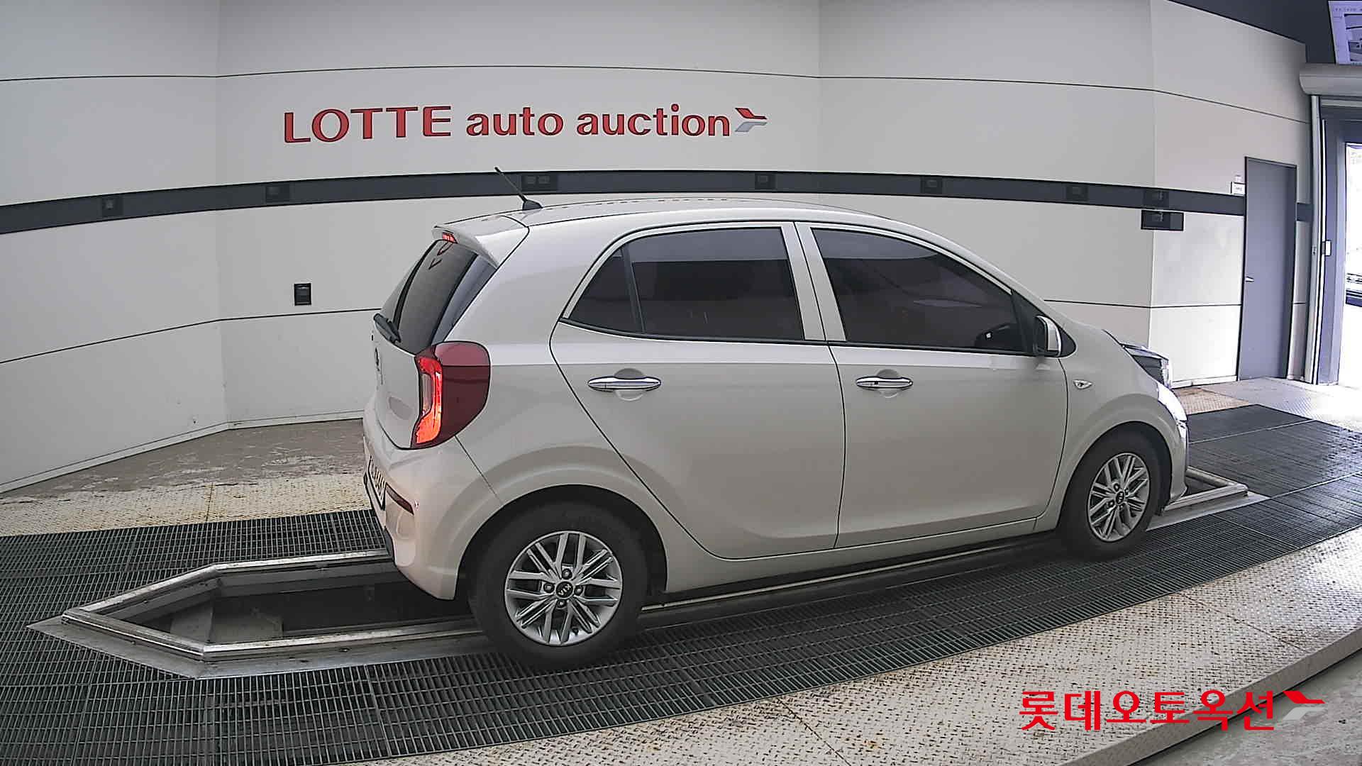 2021 - kia morning