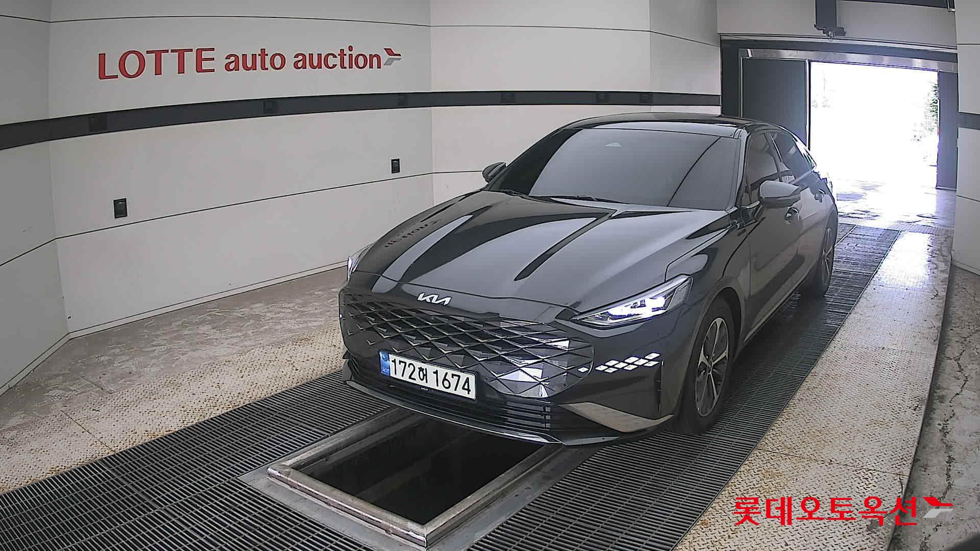 2023 - kia k8