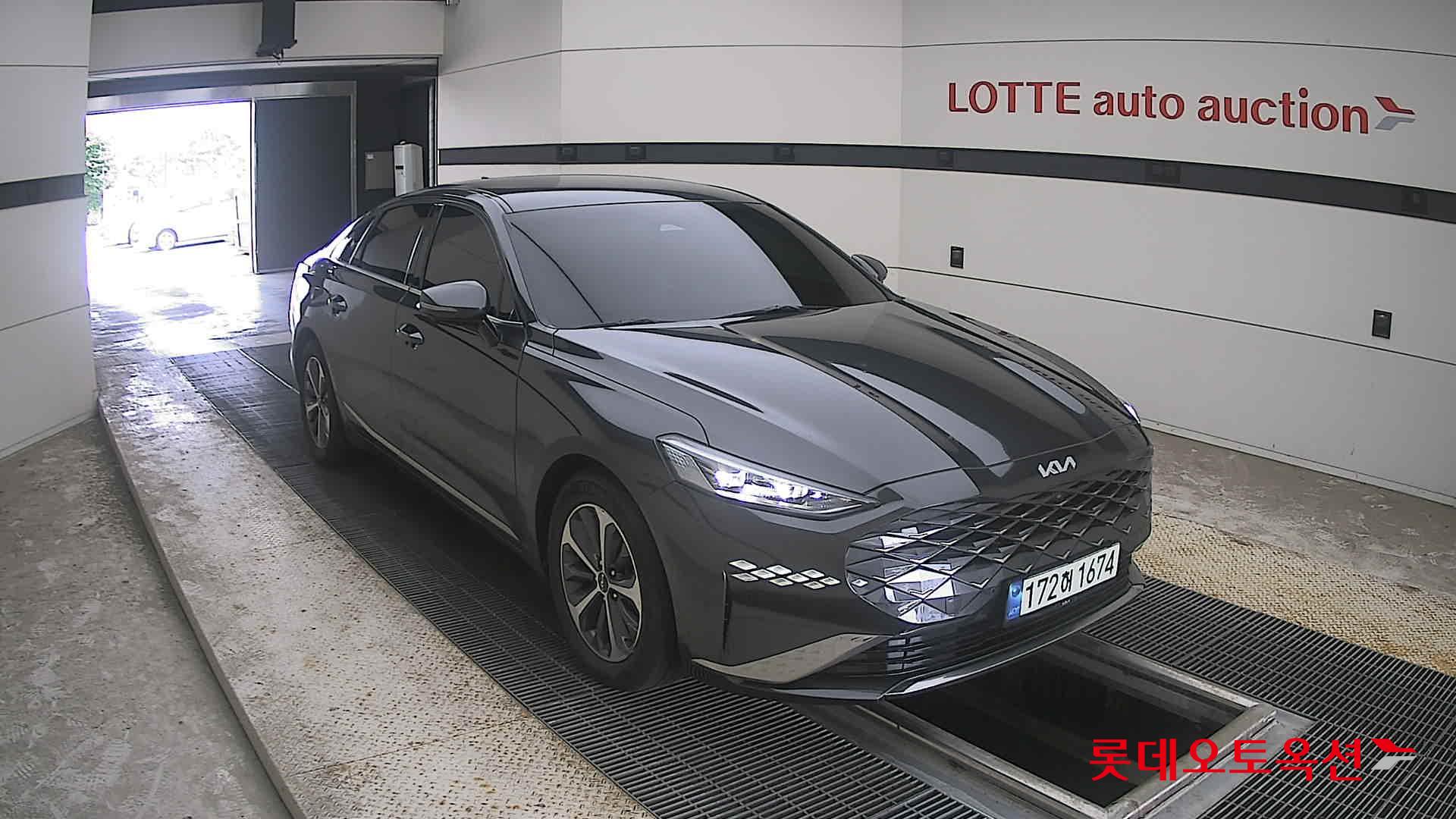 2023 - kia k8