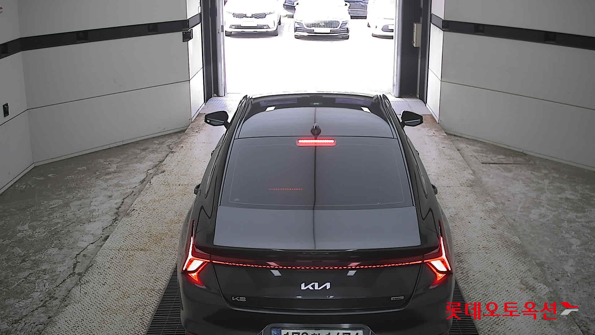 2023 - kia k8