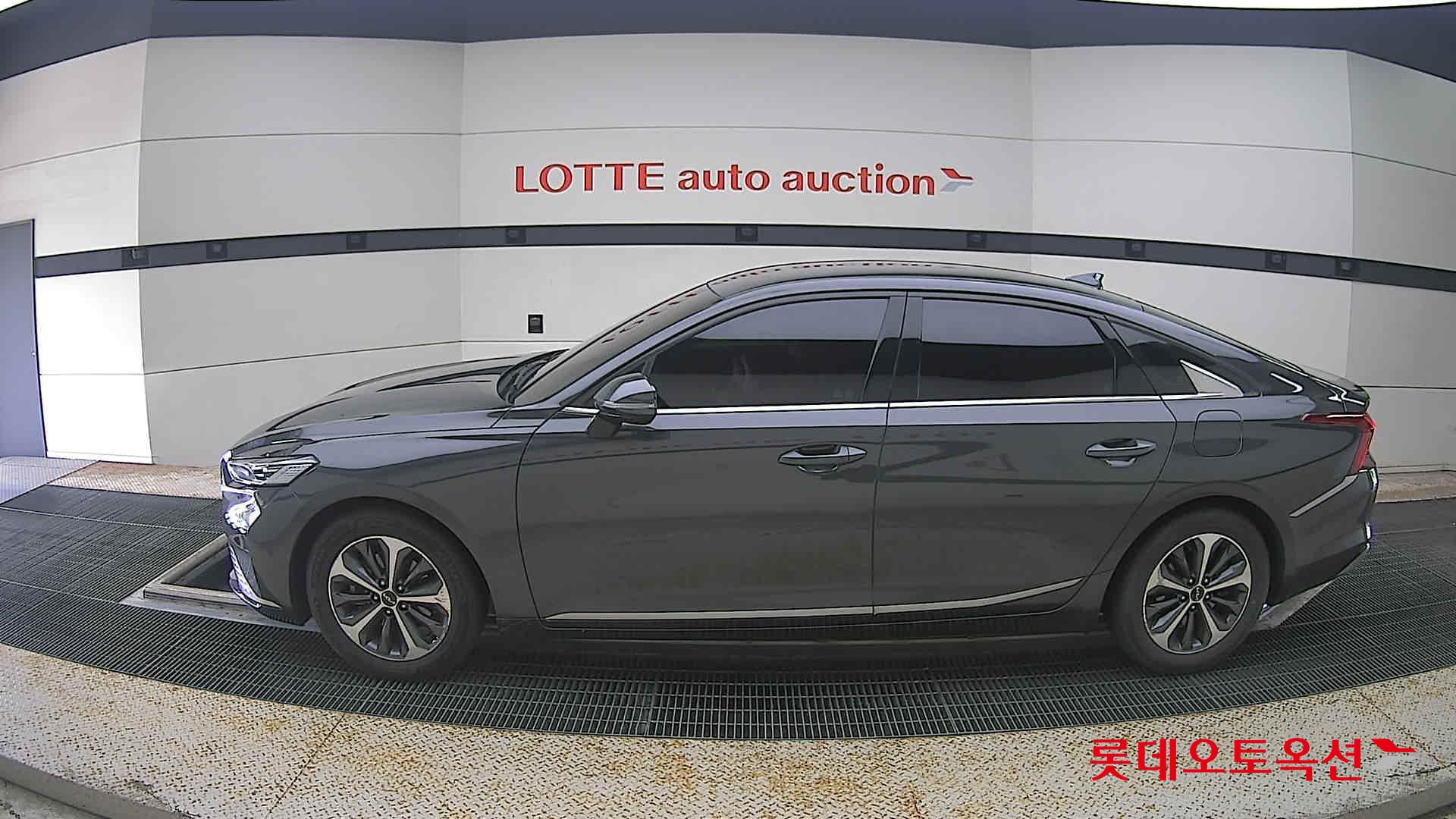 2023 - kia k8