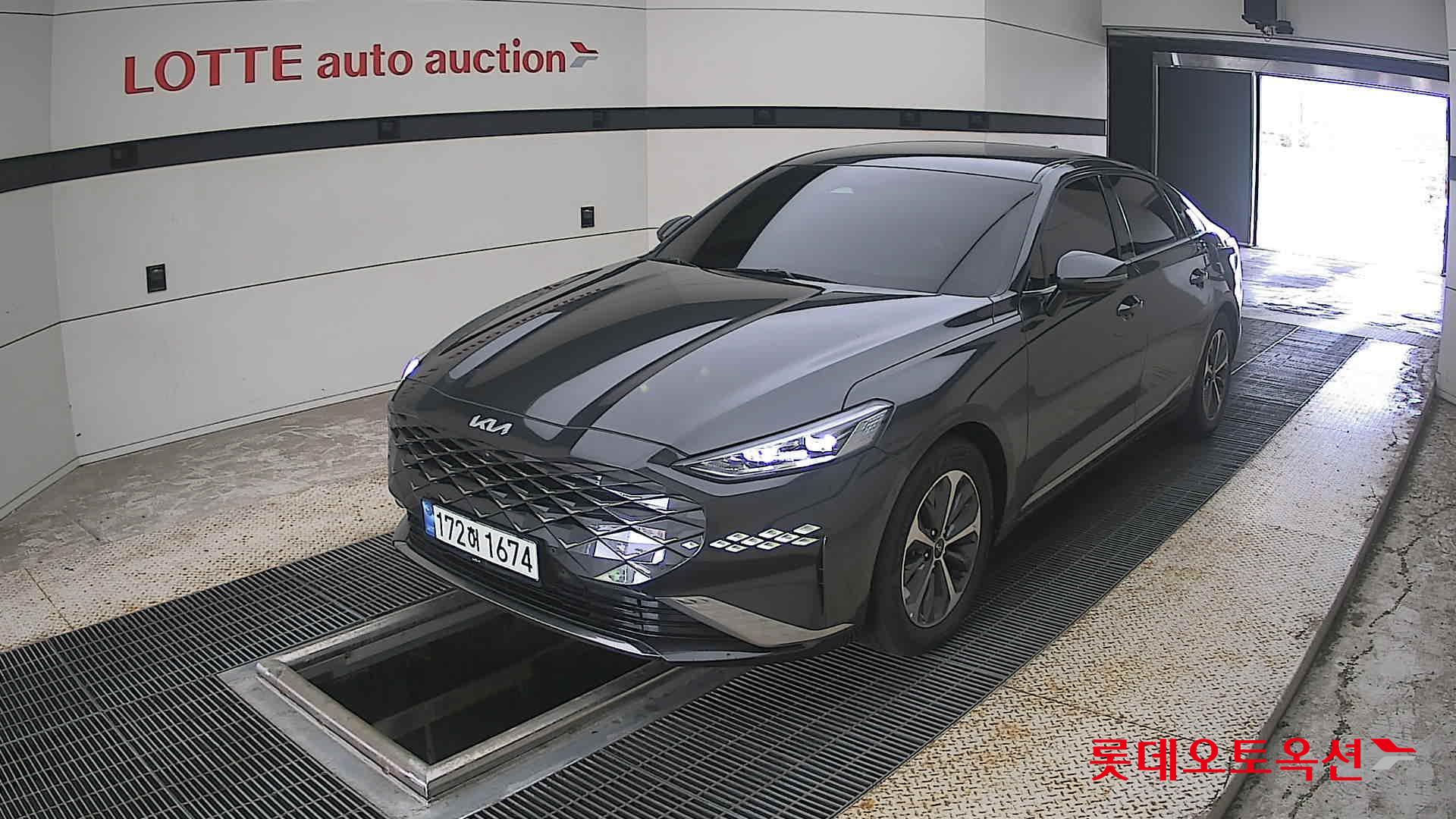 2023 - kia k8