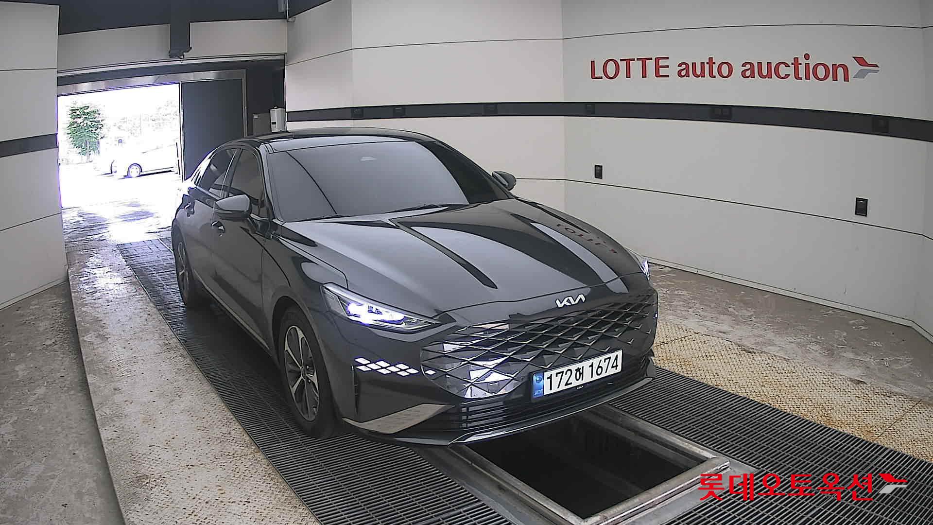 2023 - kia k8