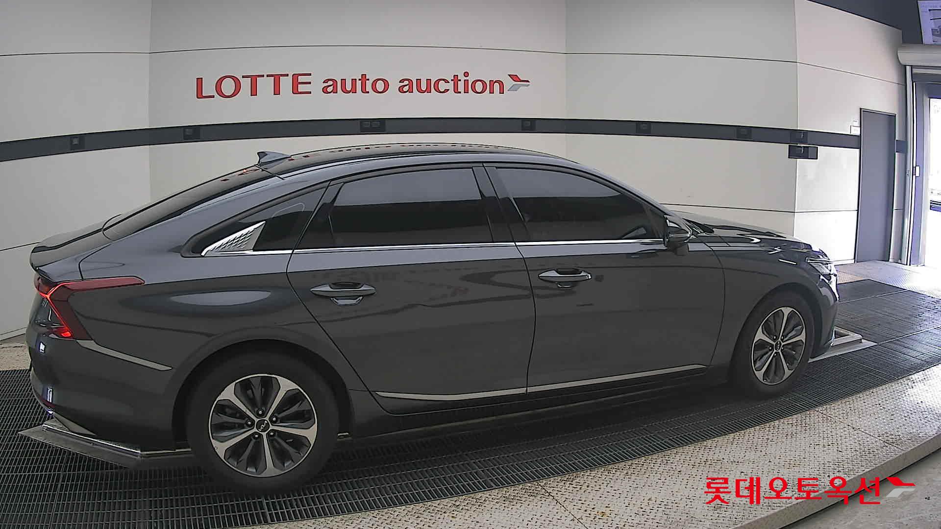 2023 - kia k8
