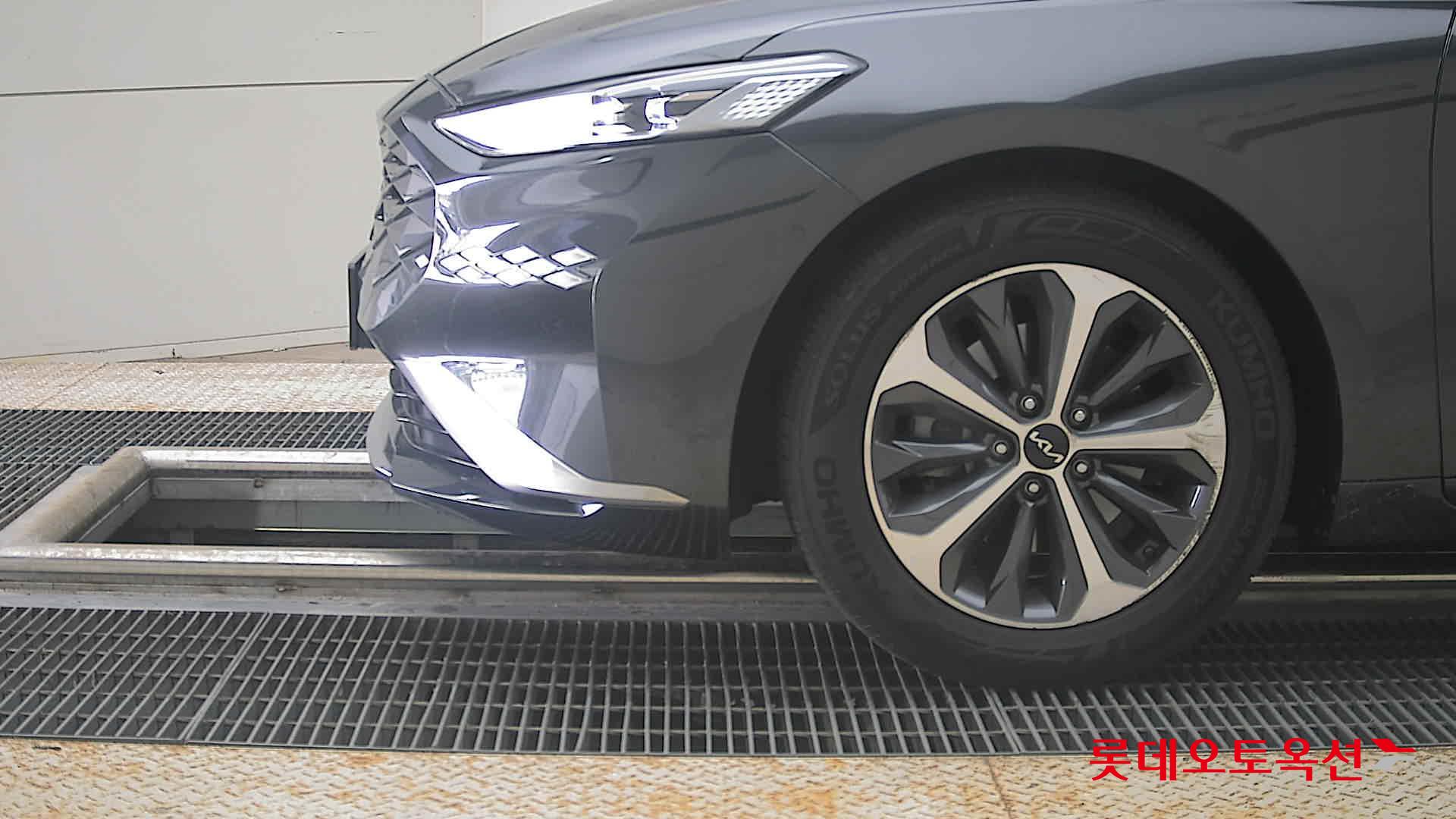2023 - kia k8