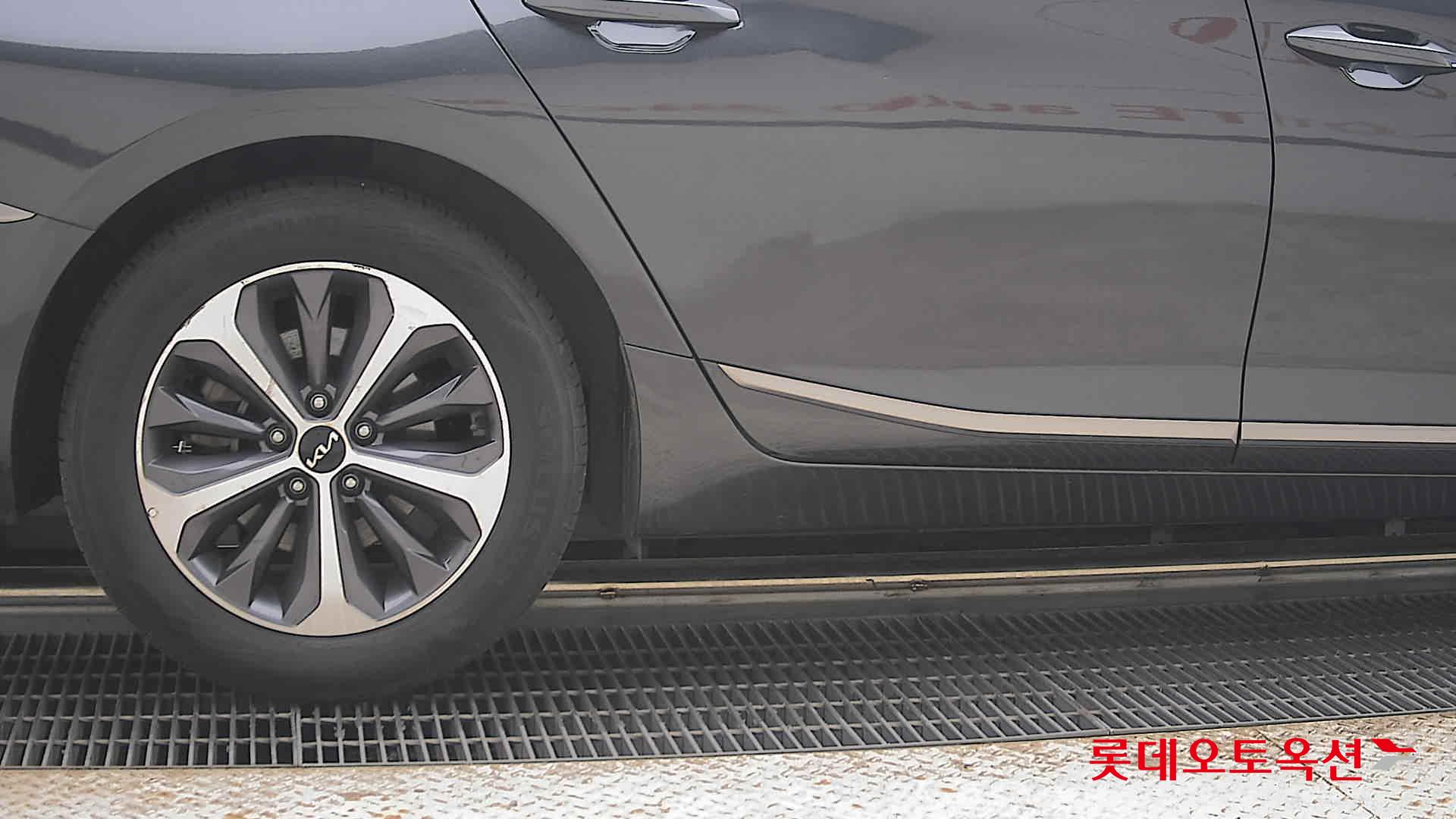 2023 - kia k8
