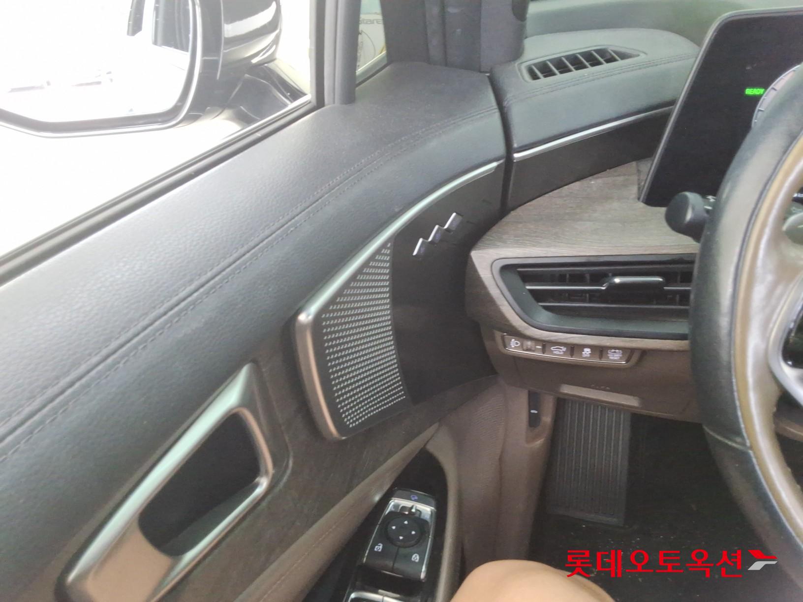 2023 - kia k8