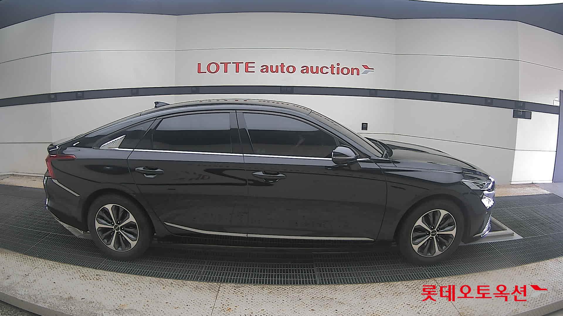 2023 - kia k8