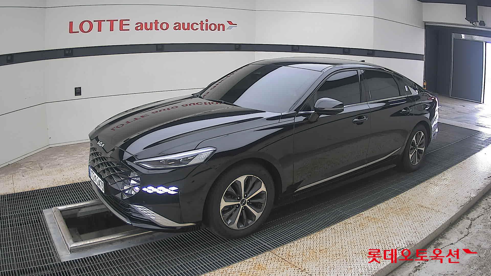 2023 - kia k8