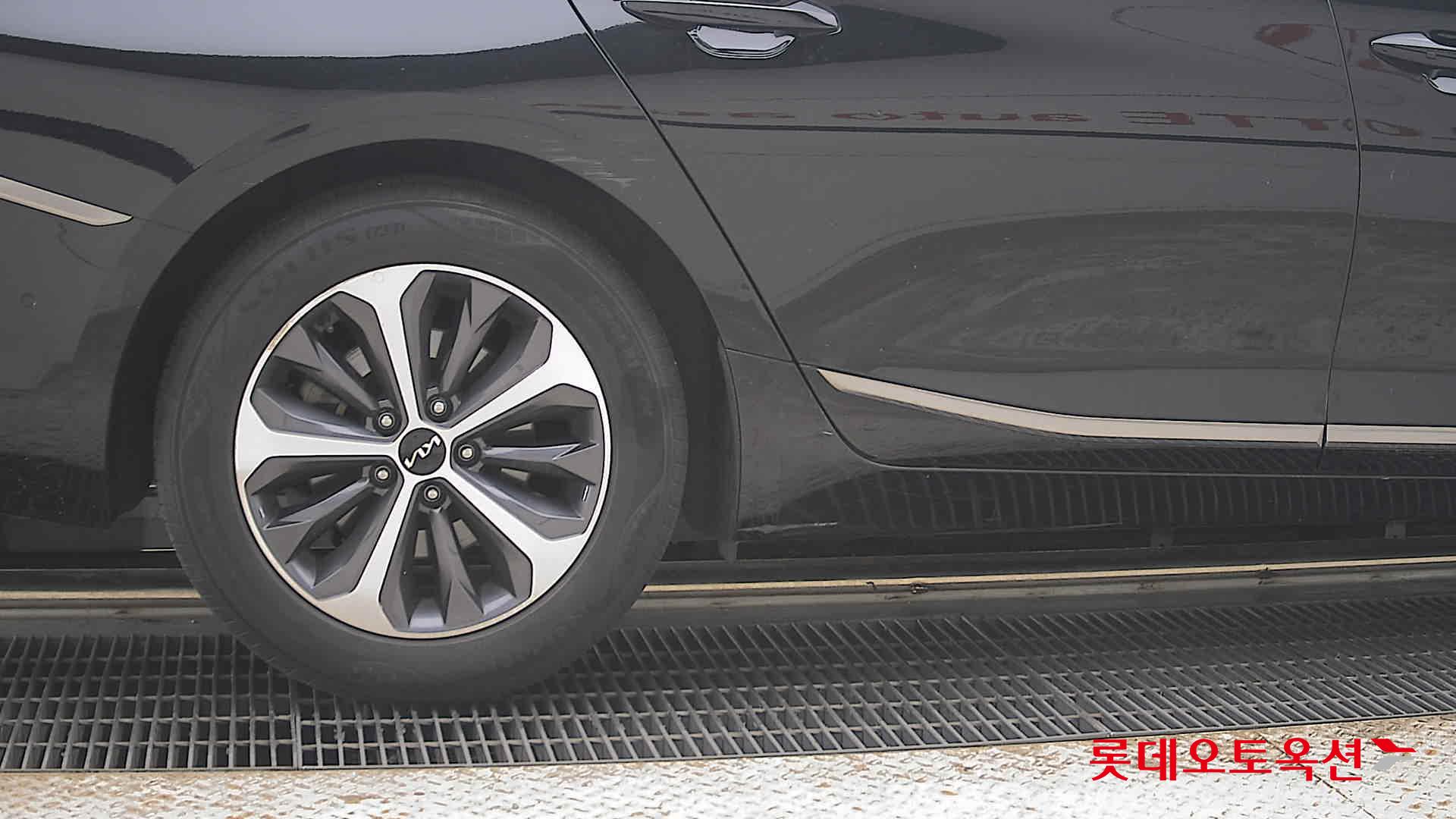 2023 - kia k8