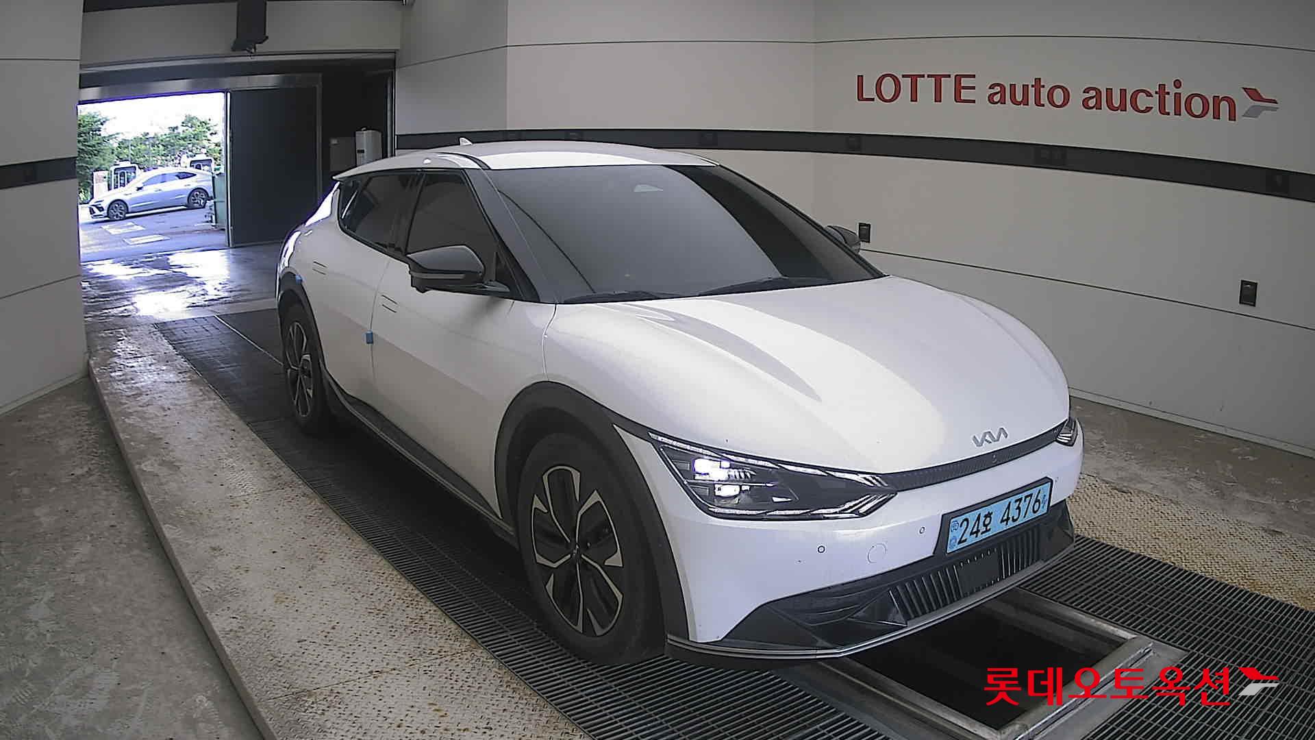 2023 - kia ev6