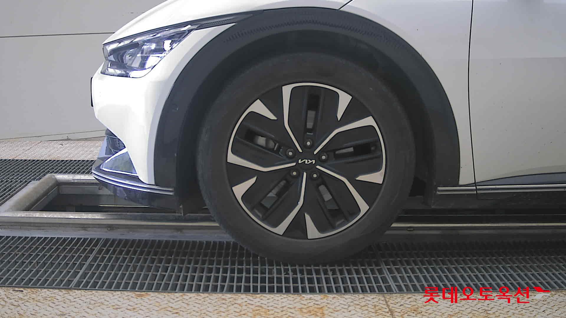 2023 - kia ev6