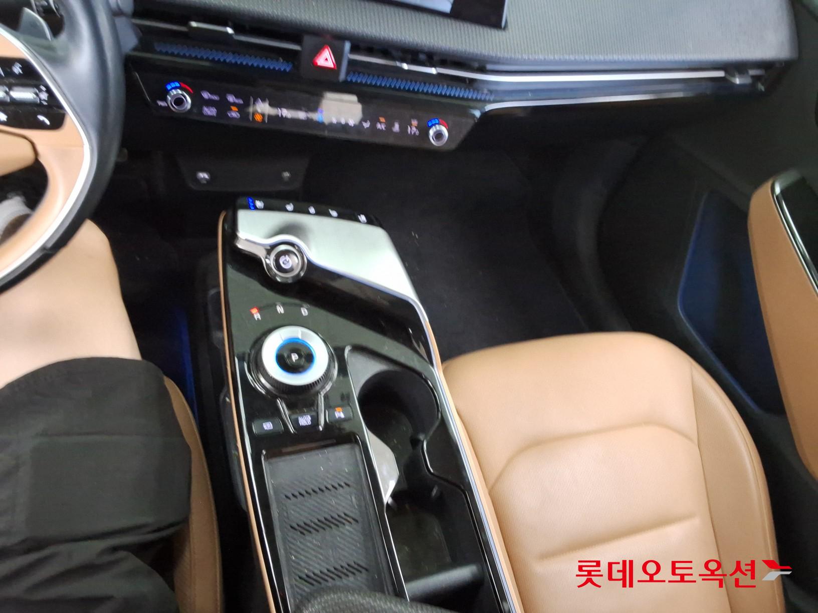 2023 - kia ev6