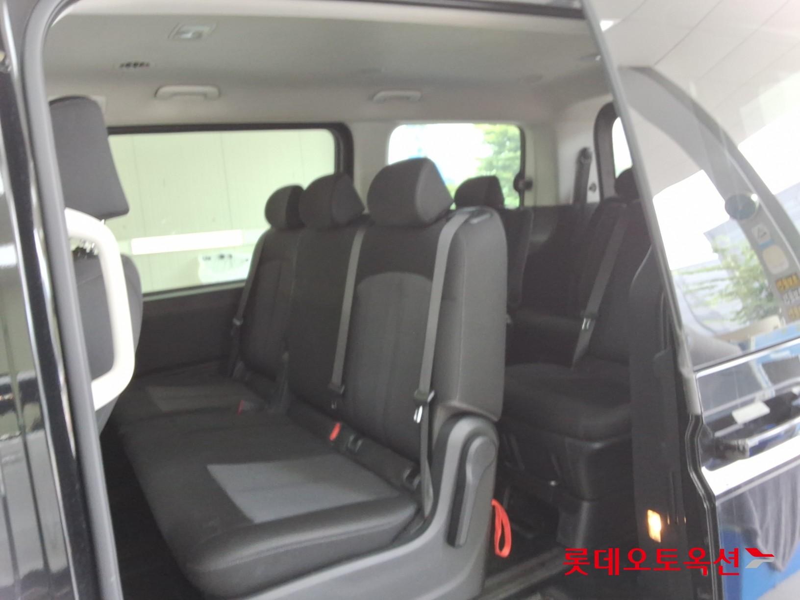 2023 - hyundai staria