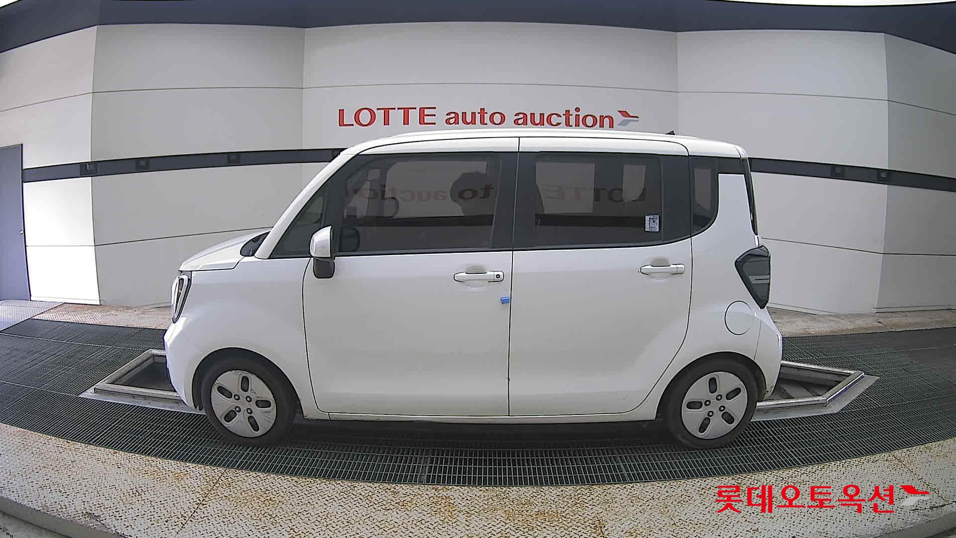 2023 - kia ray