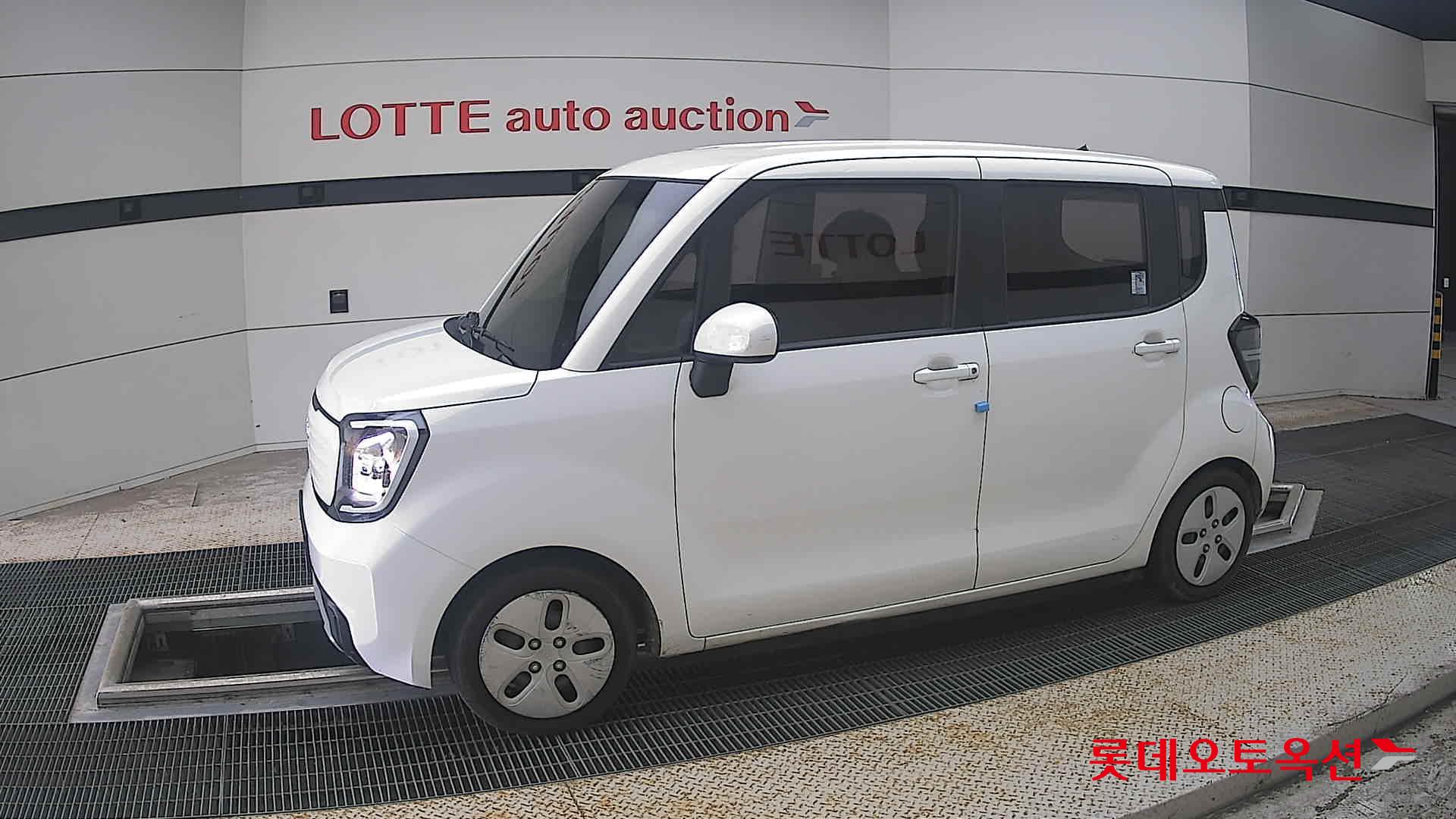 2023 - kia ray