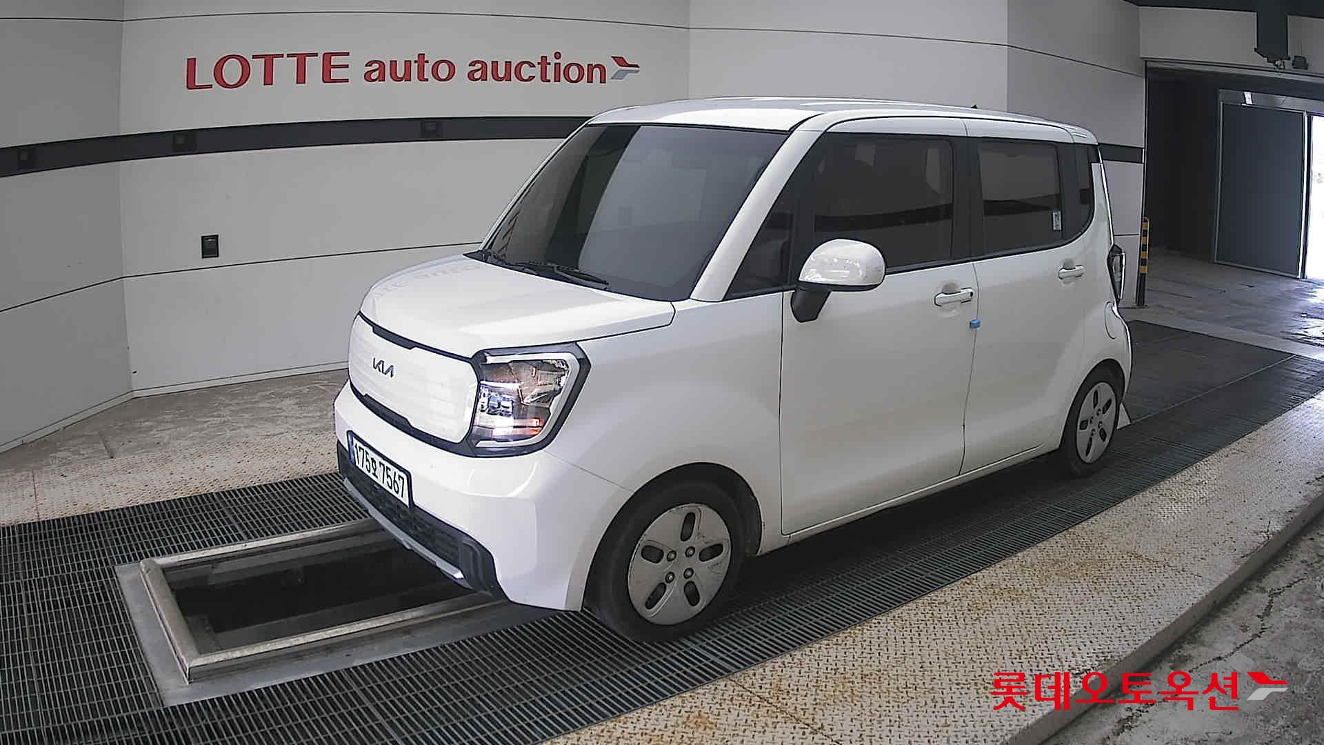 2023 - kia ray