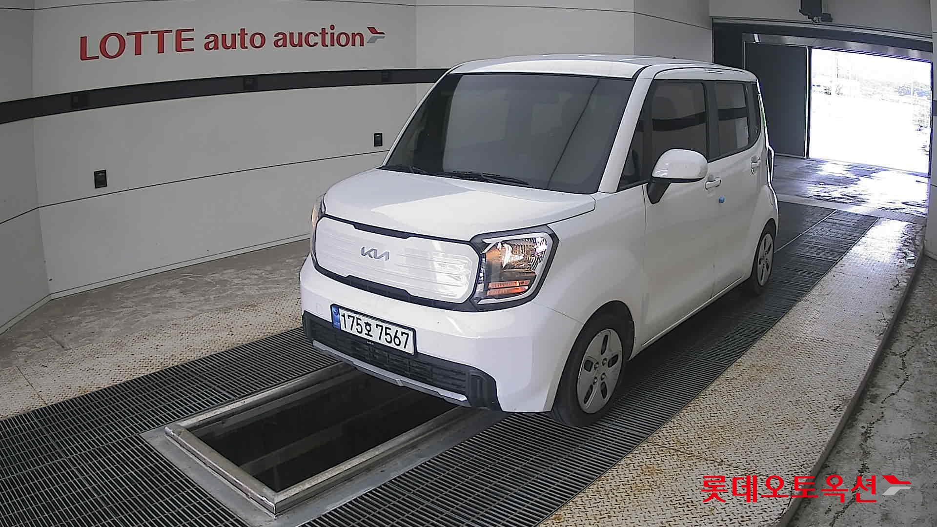 2023 - kia ray
