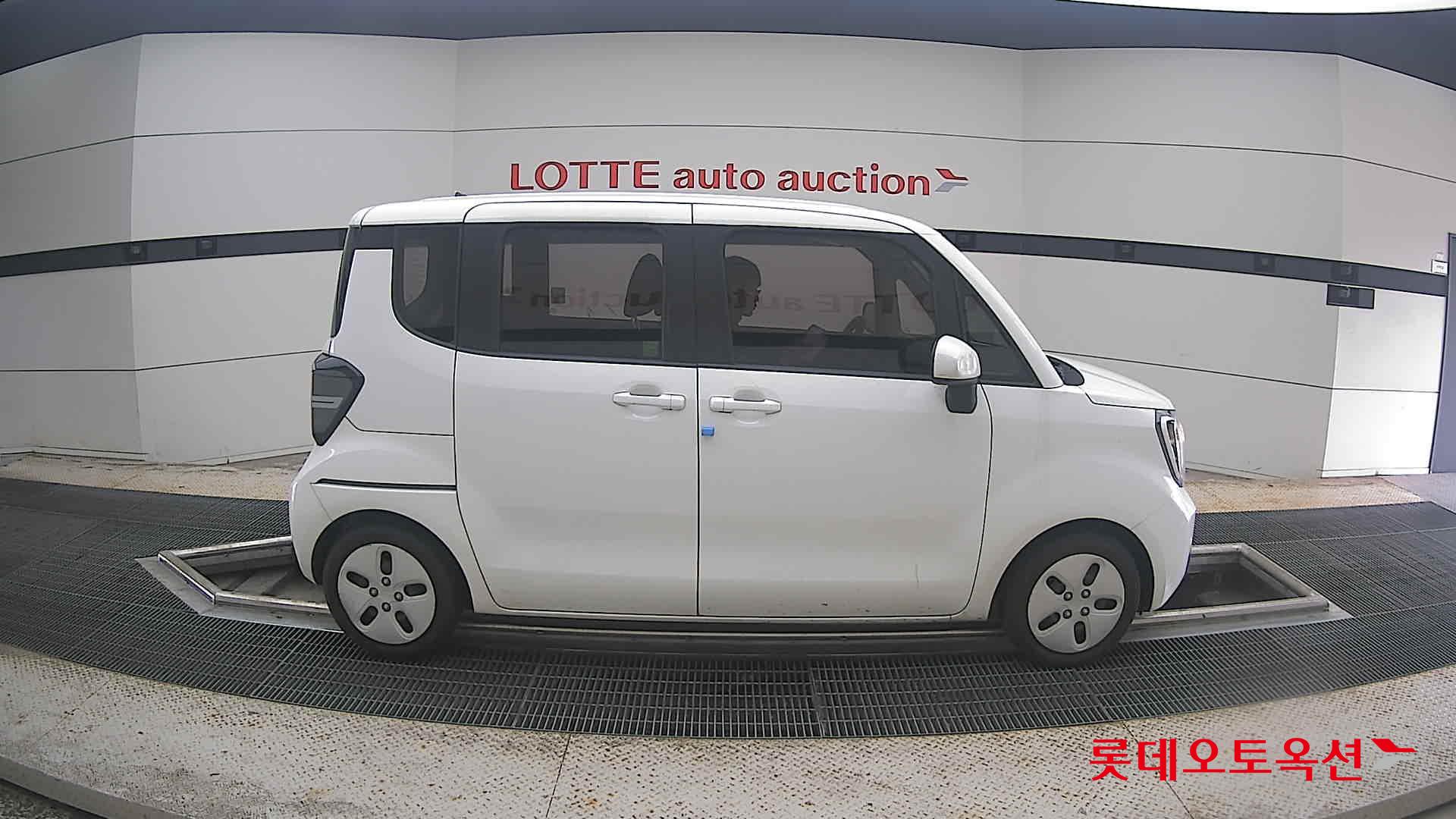 2023 - kia ray