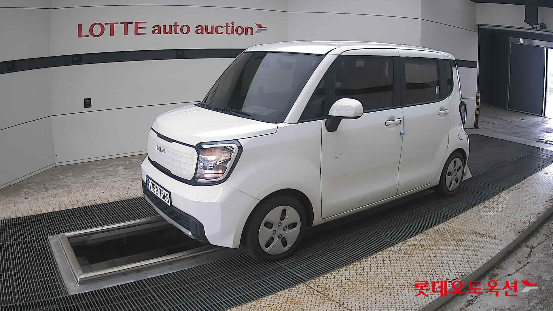 2023 - kia ray