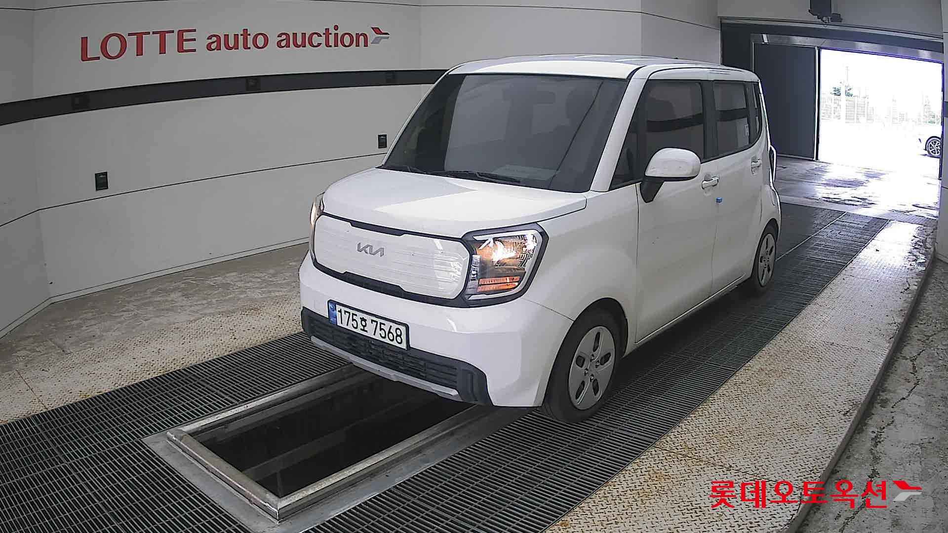 2023 - kia ray
