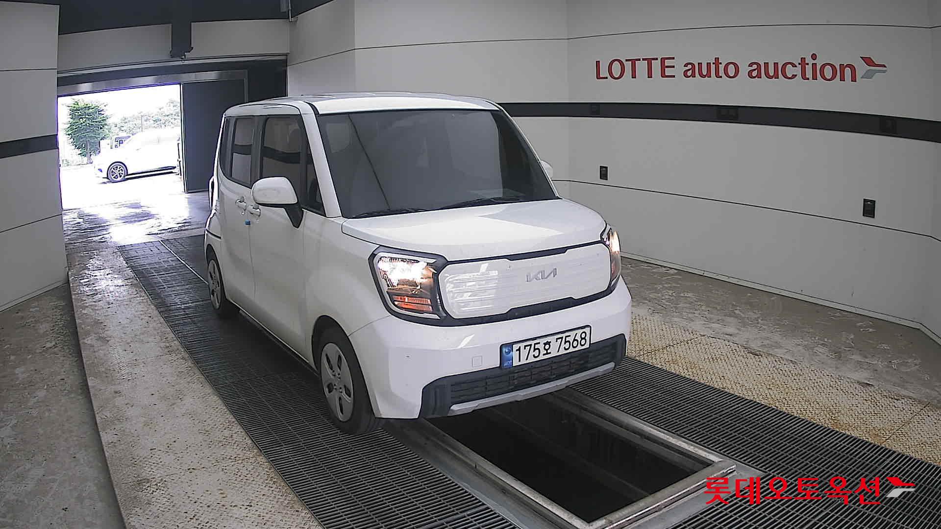 2023 - kia ray