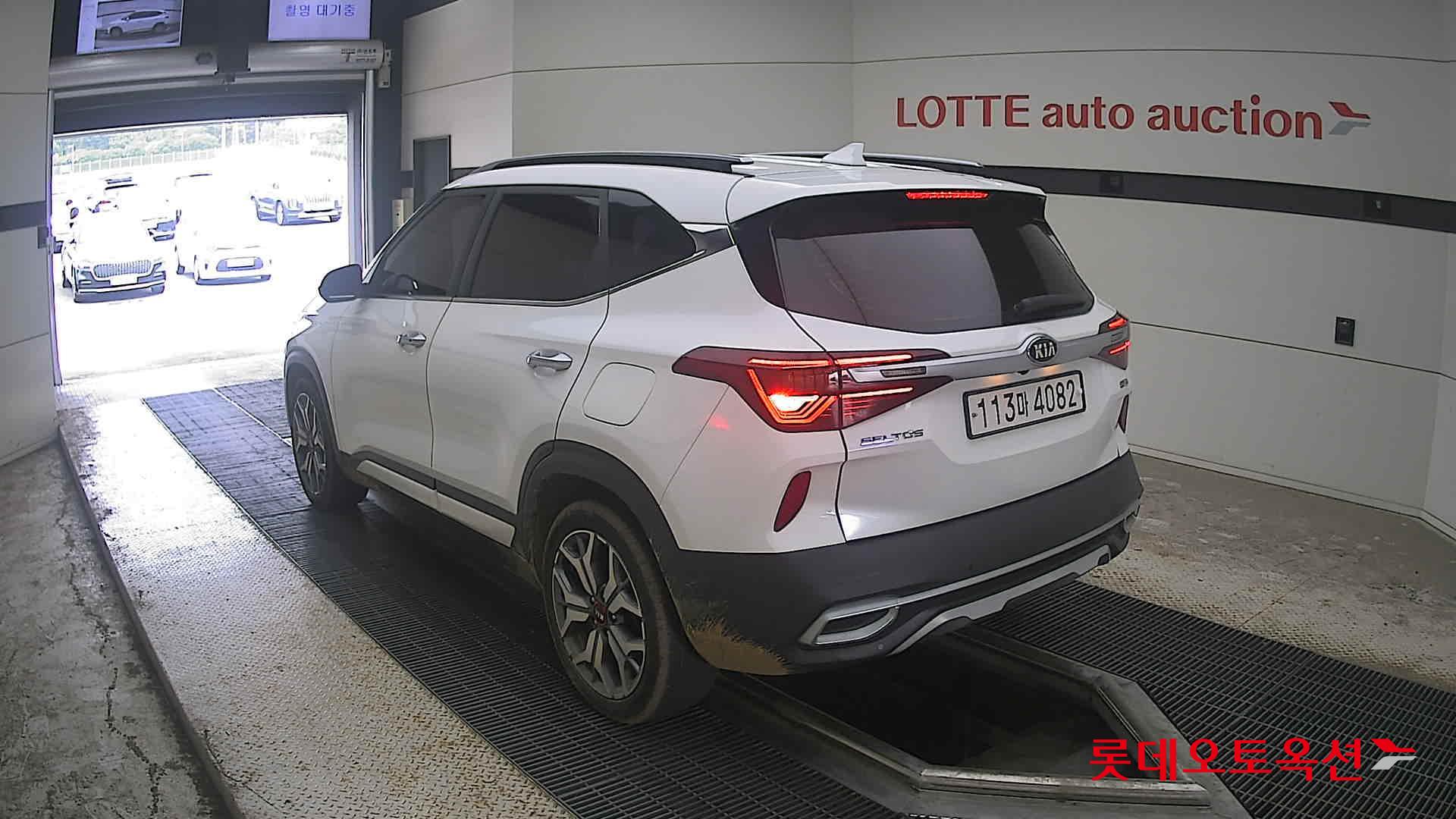 2020 - kia seltos