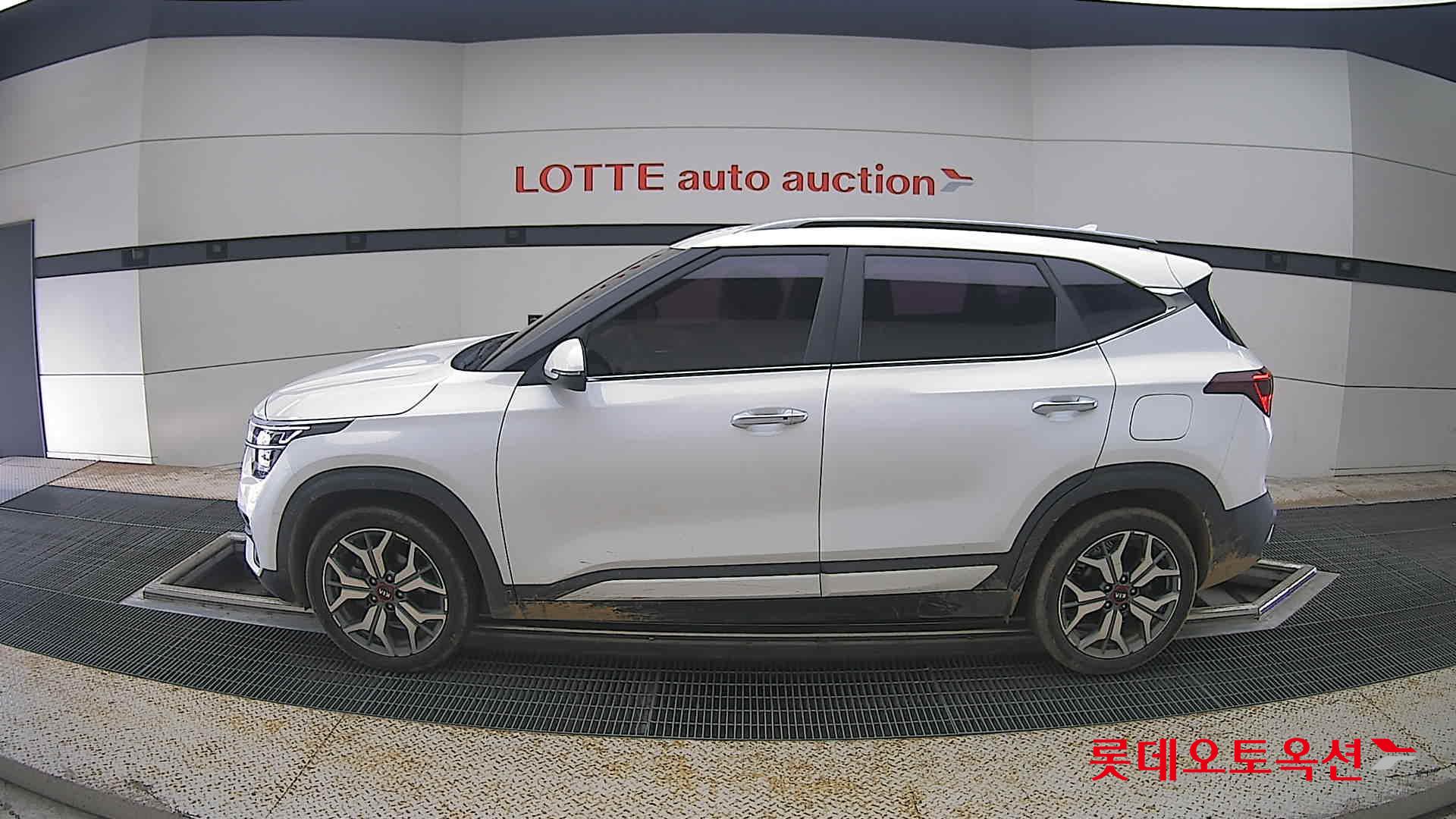 2020 - kia seltos