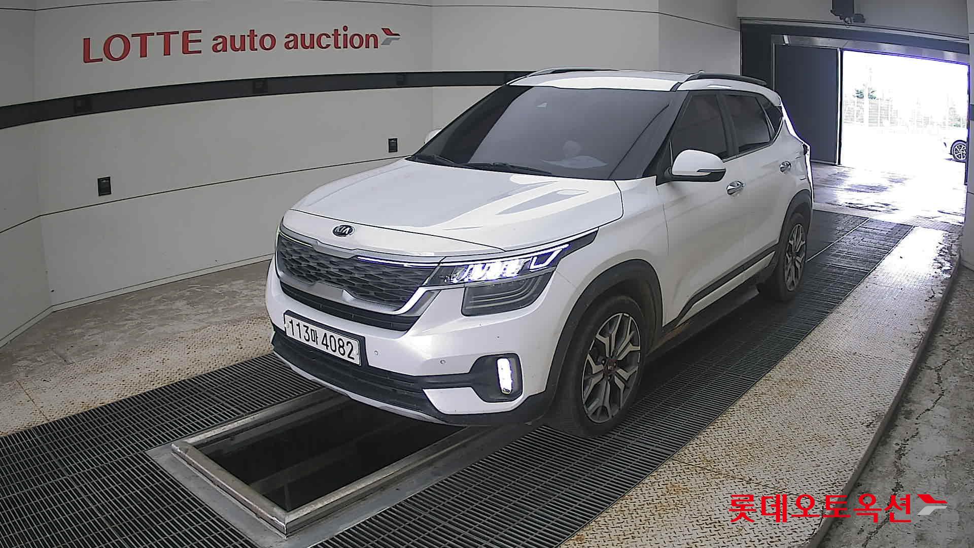 2020 - kia seltos