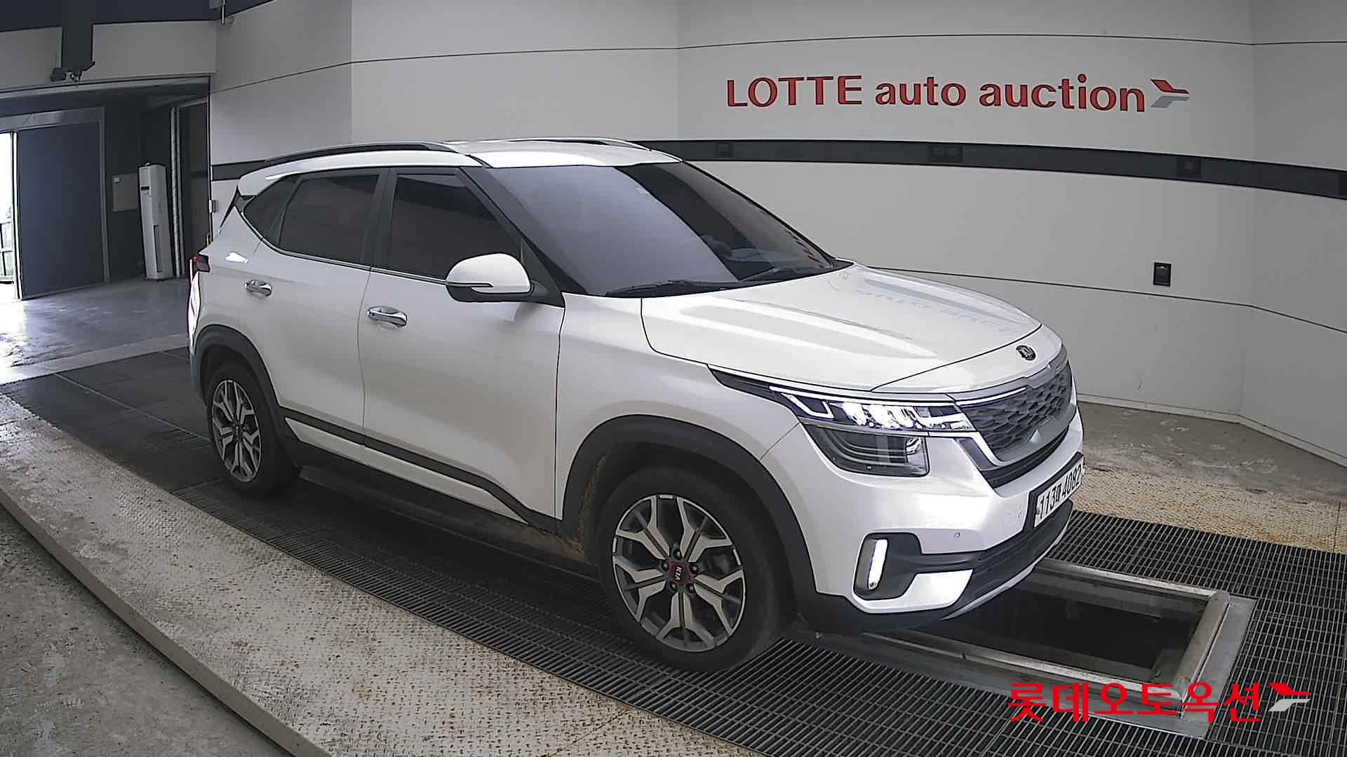 2020 - kia seltos