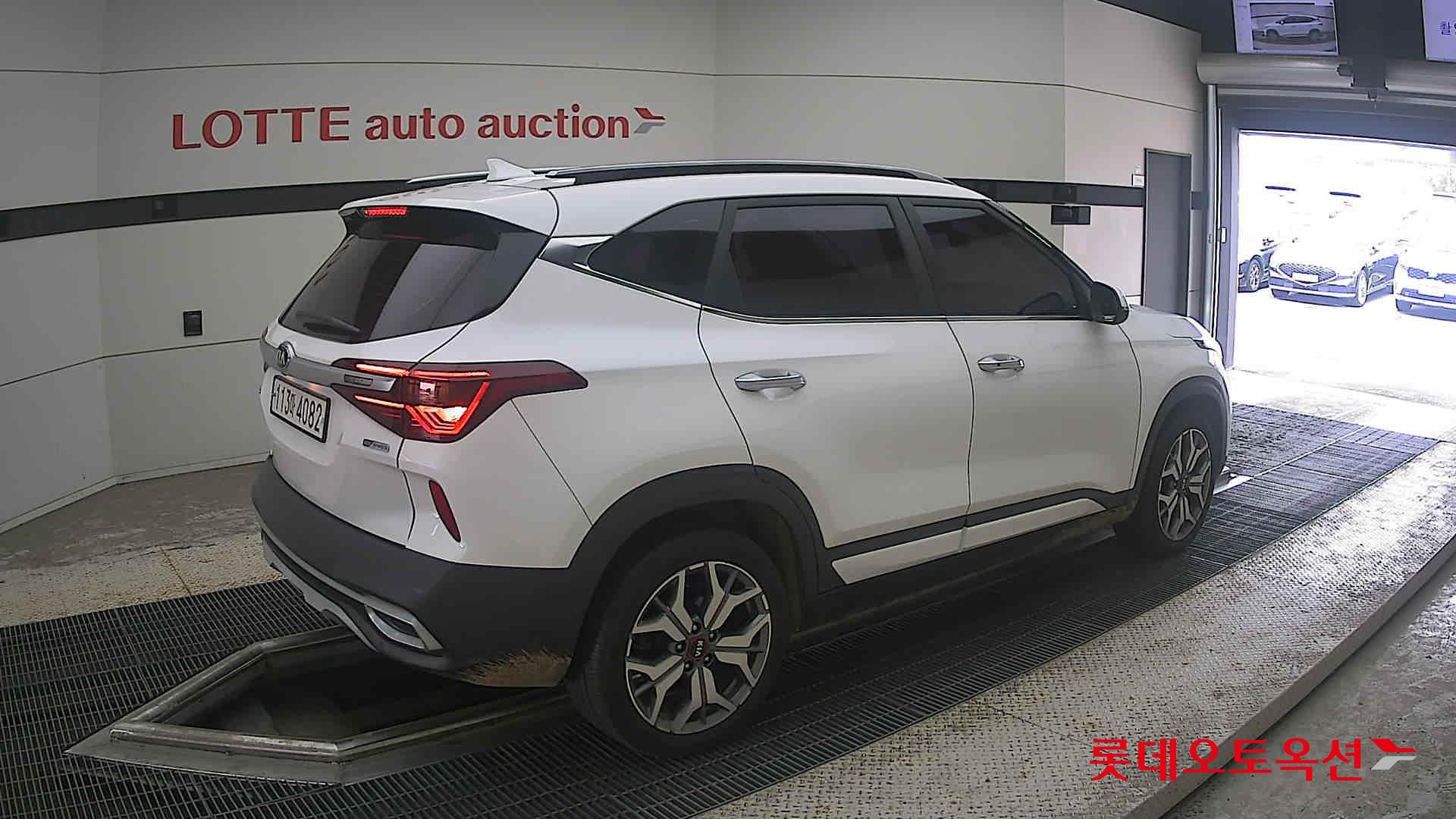 2020 - kia seltos