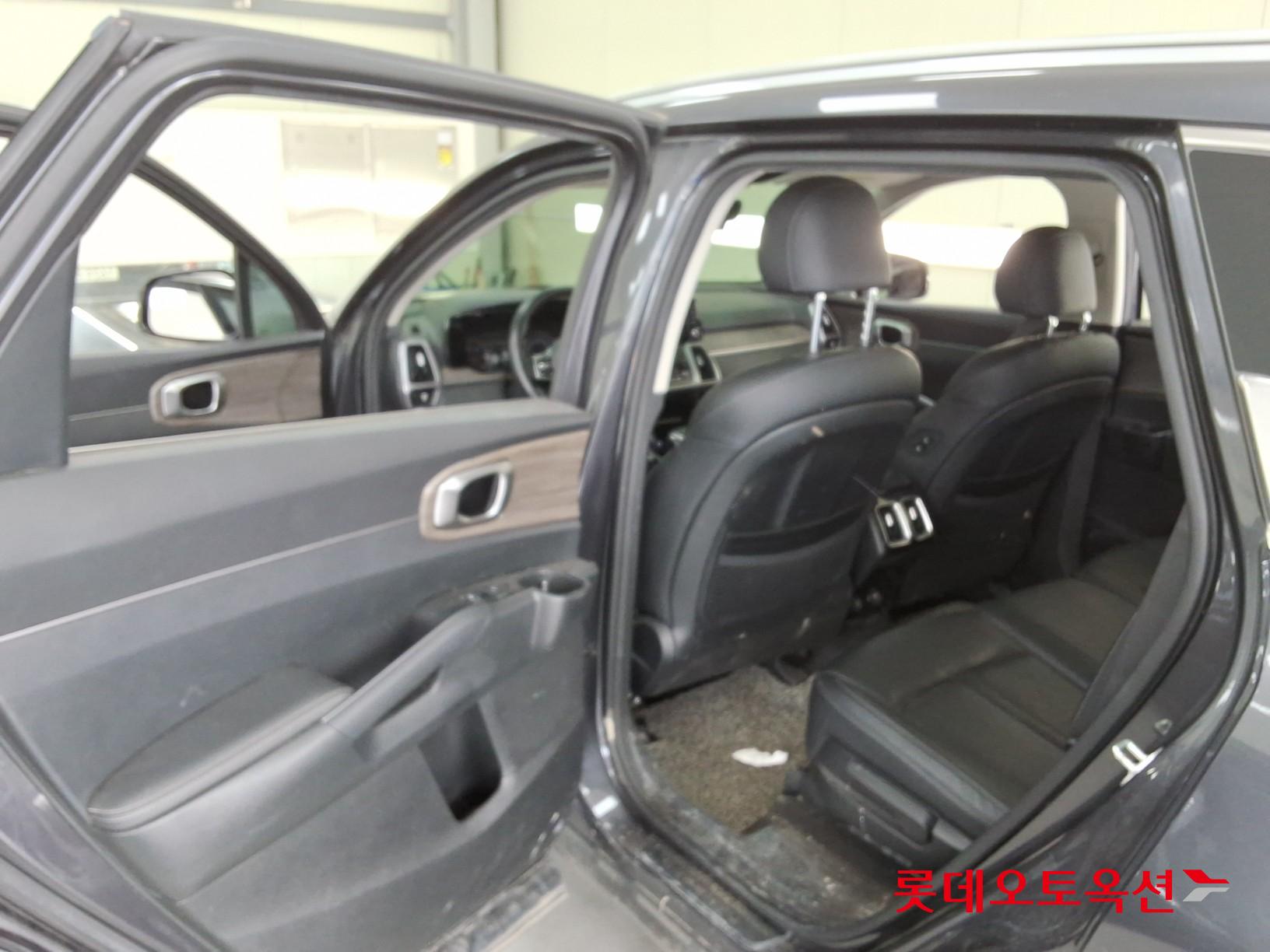2021 - kia sorento