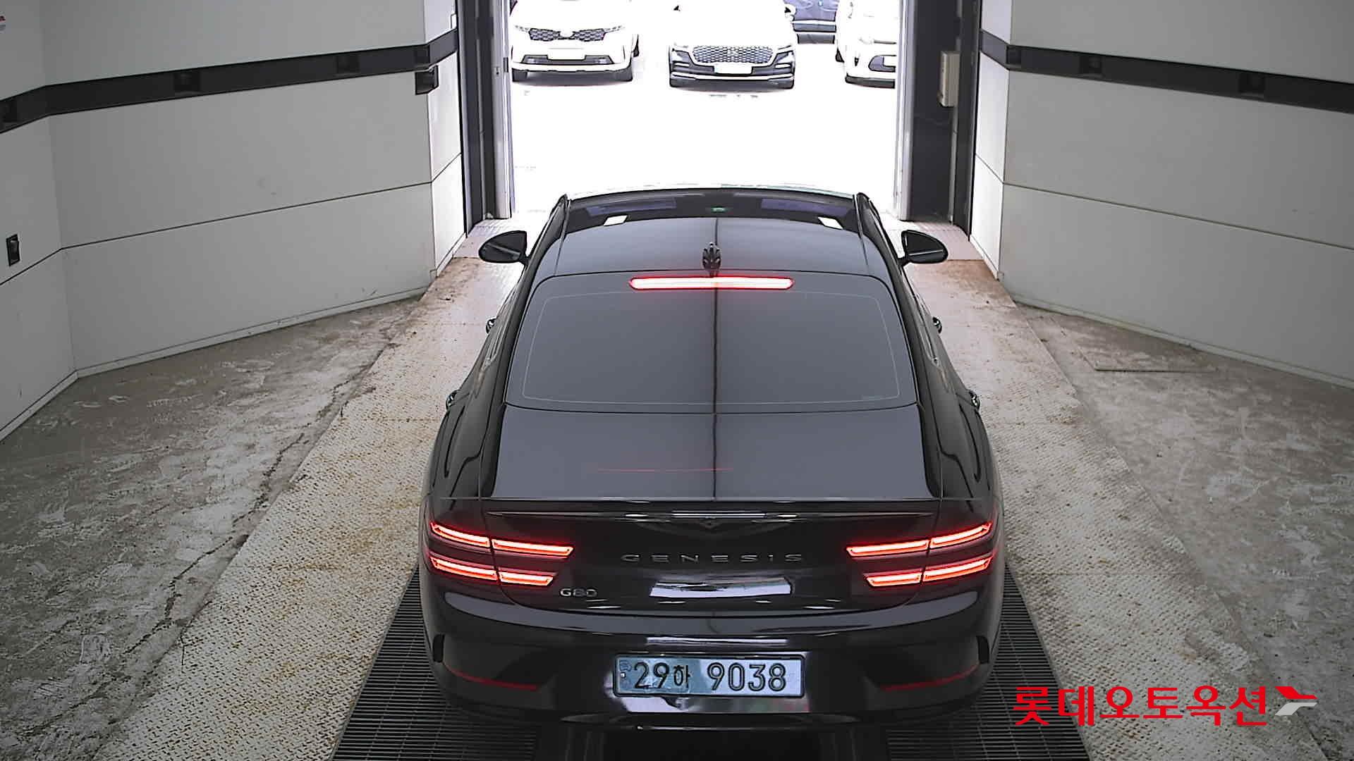 2022 - genesis g80