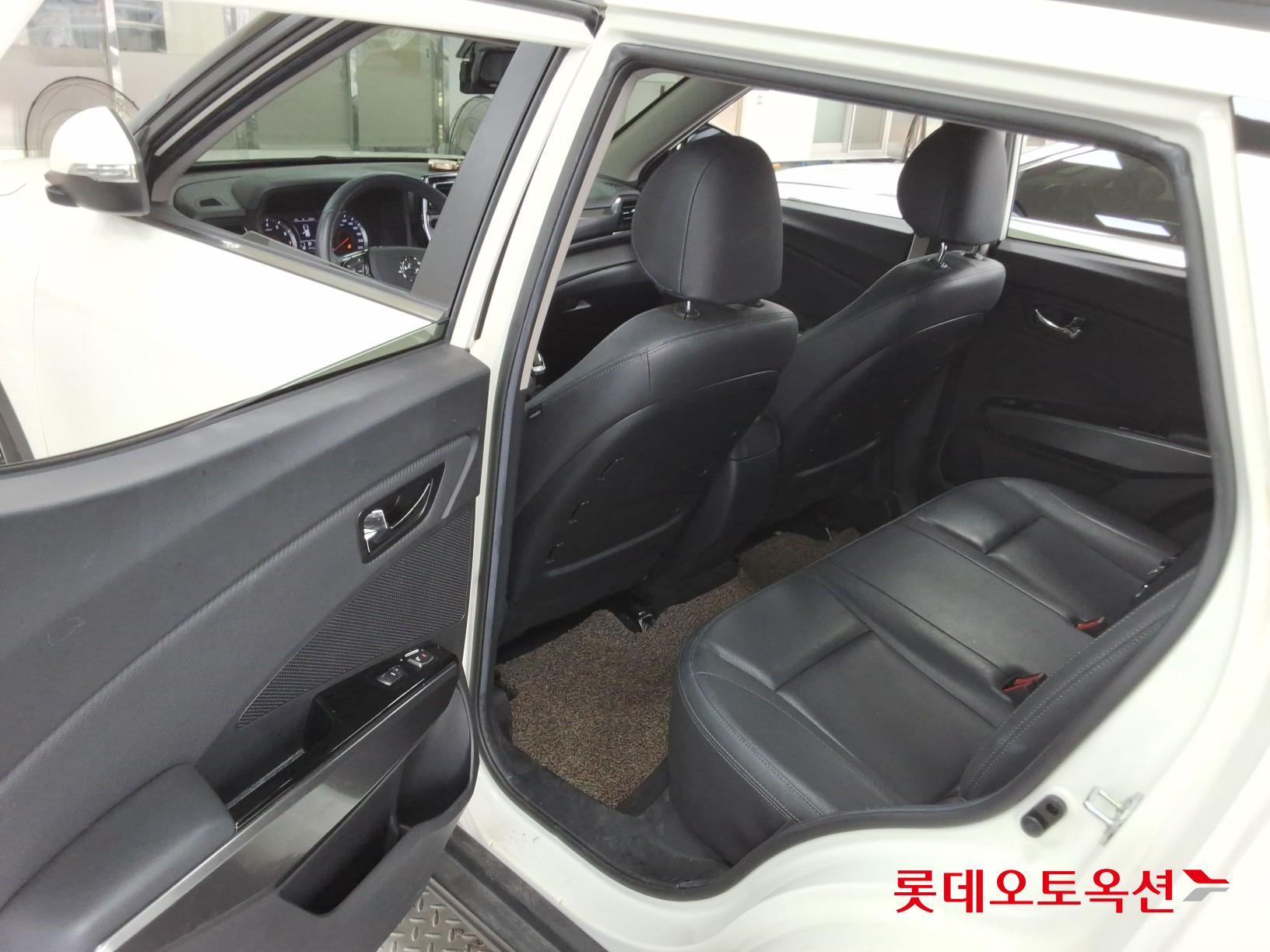 2022 - ssangyong tivoli