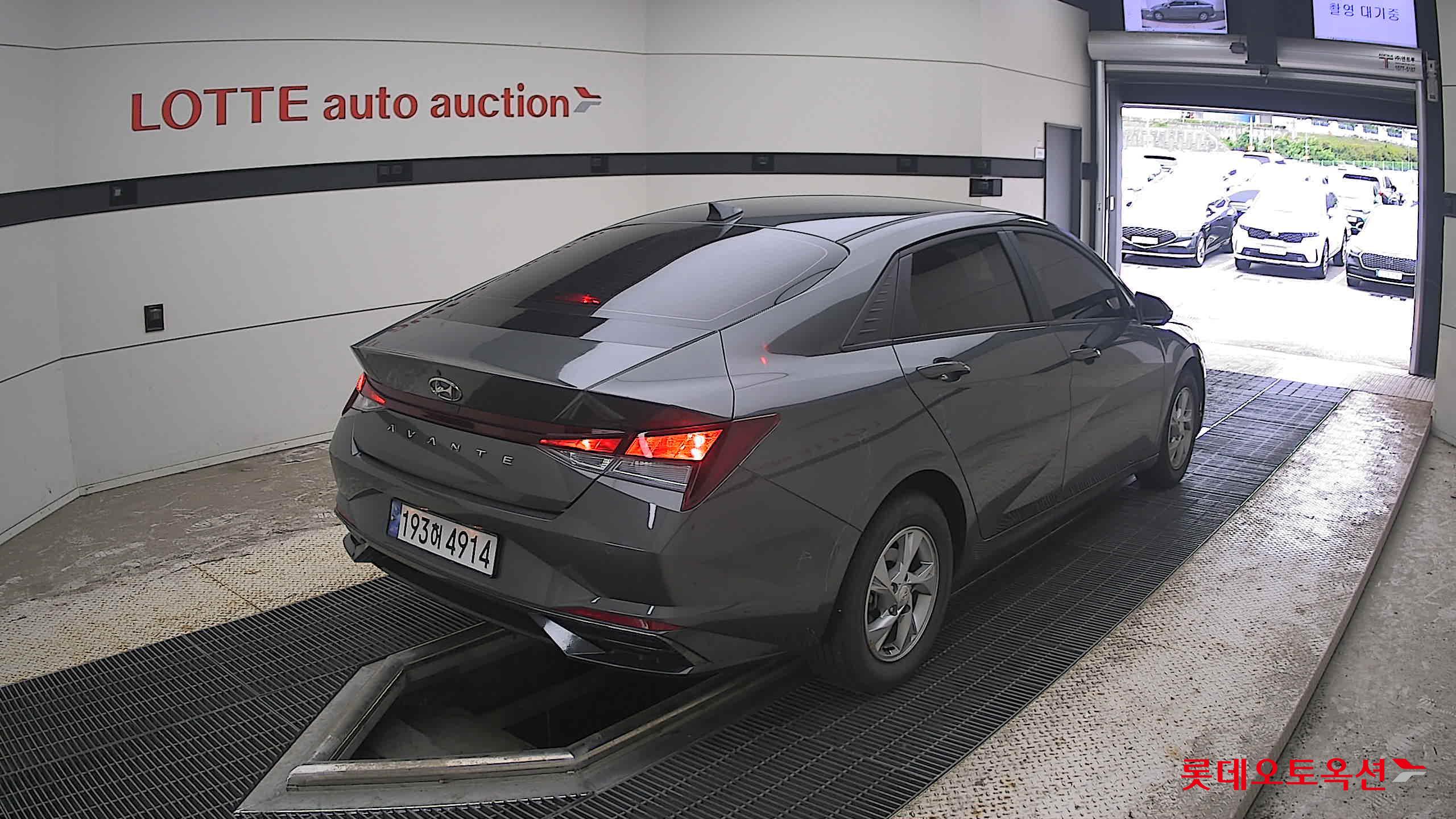 2023 - hyundai avante
