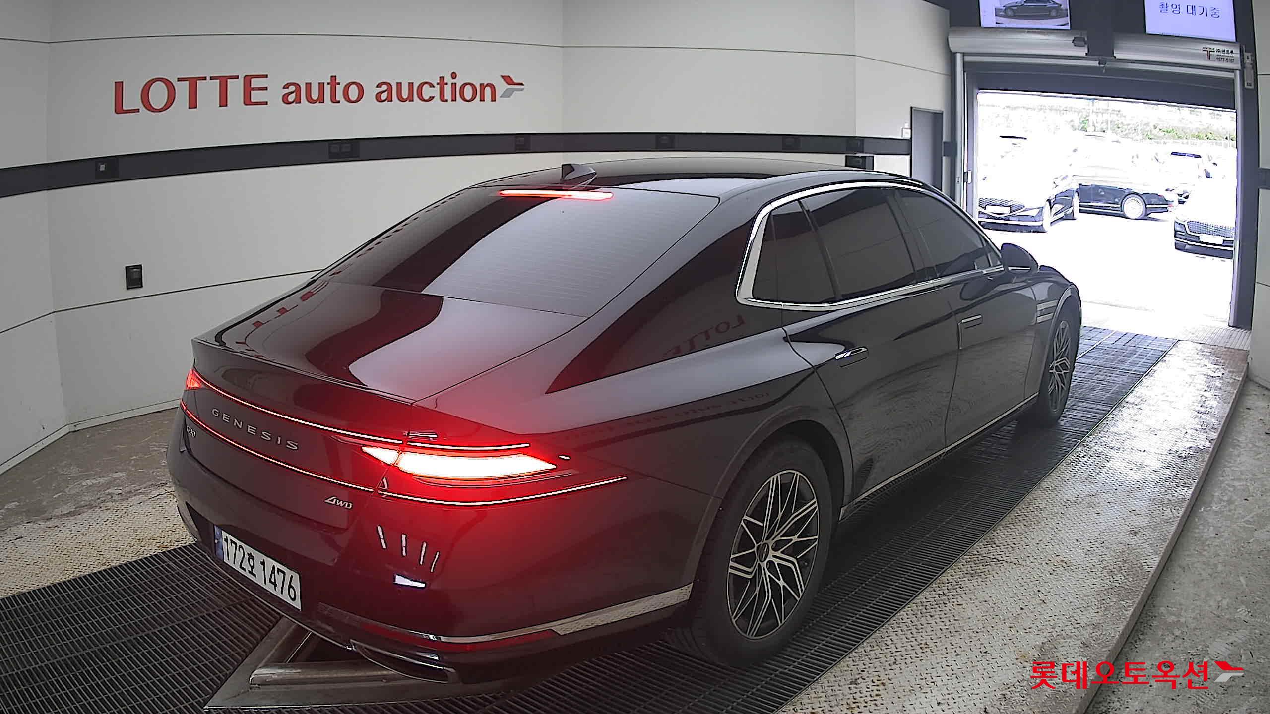 2022 - genesis g90