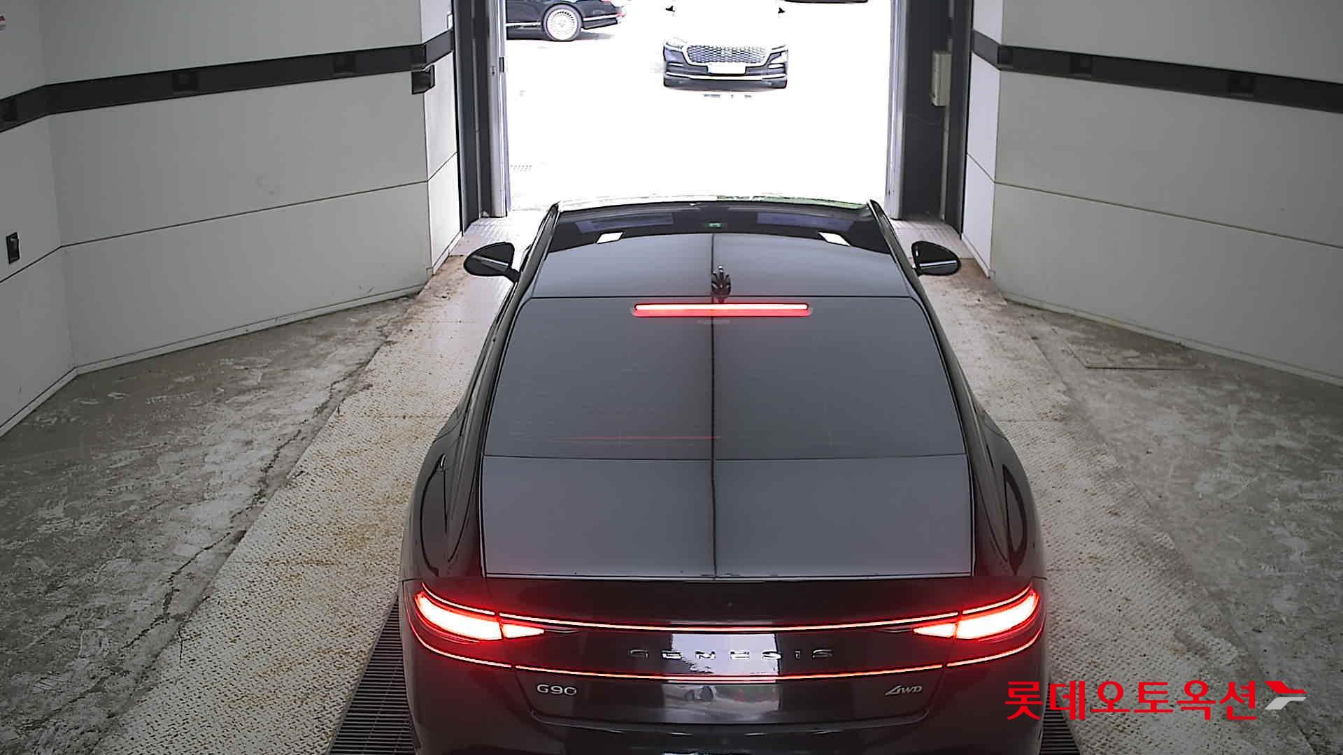 2022 - genesis g90