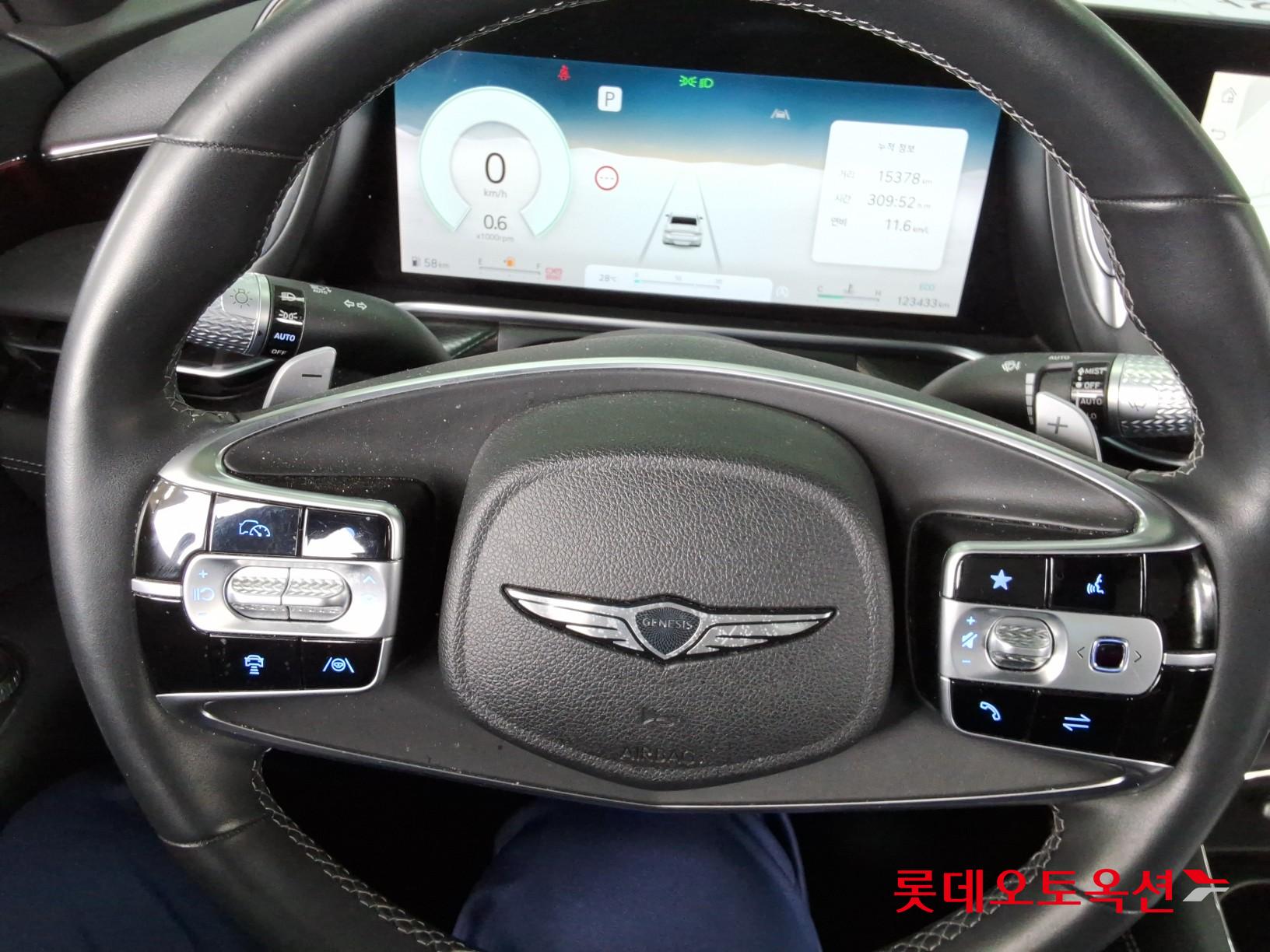 2022 - genesis g90