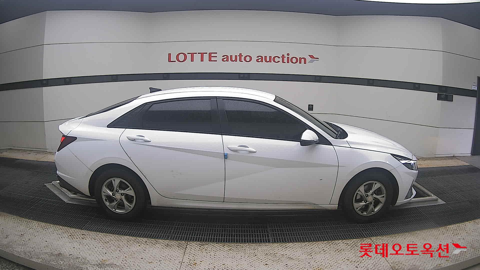 2023 - hyundai avante