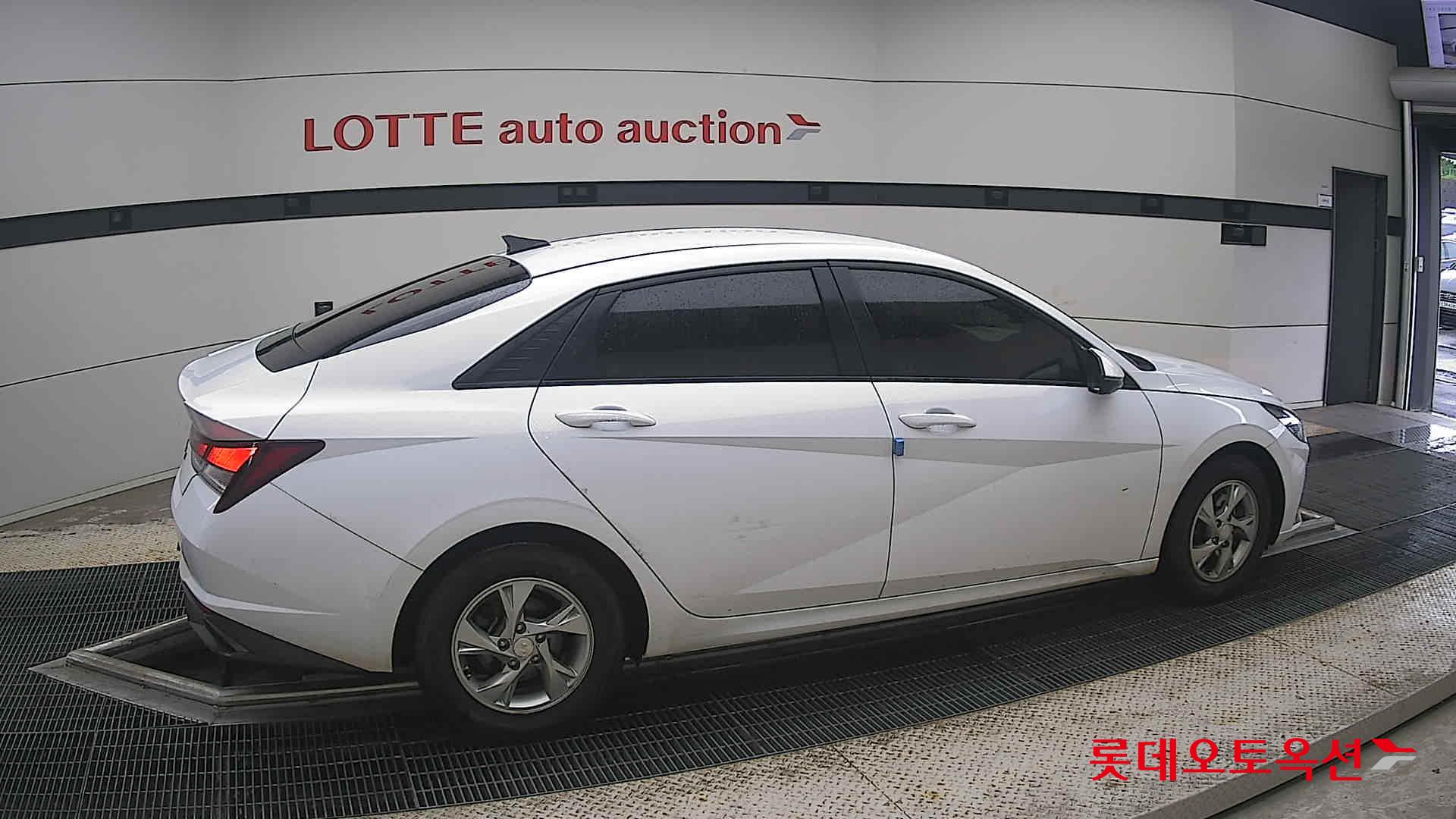 2023 - hyundai avante