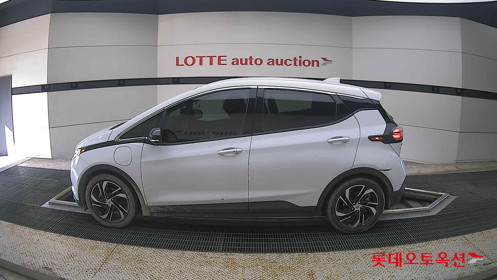 2022 - chevrolet bolt