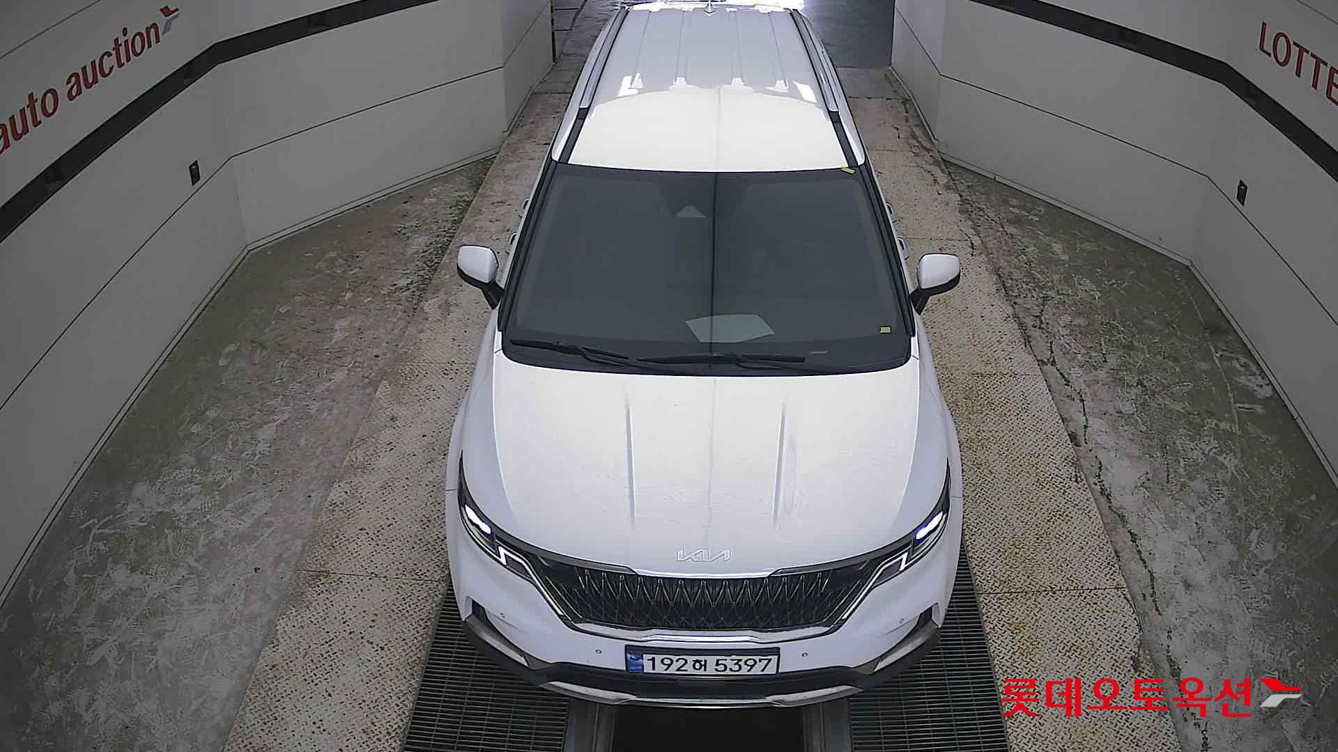 2023 - kia carnival